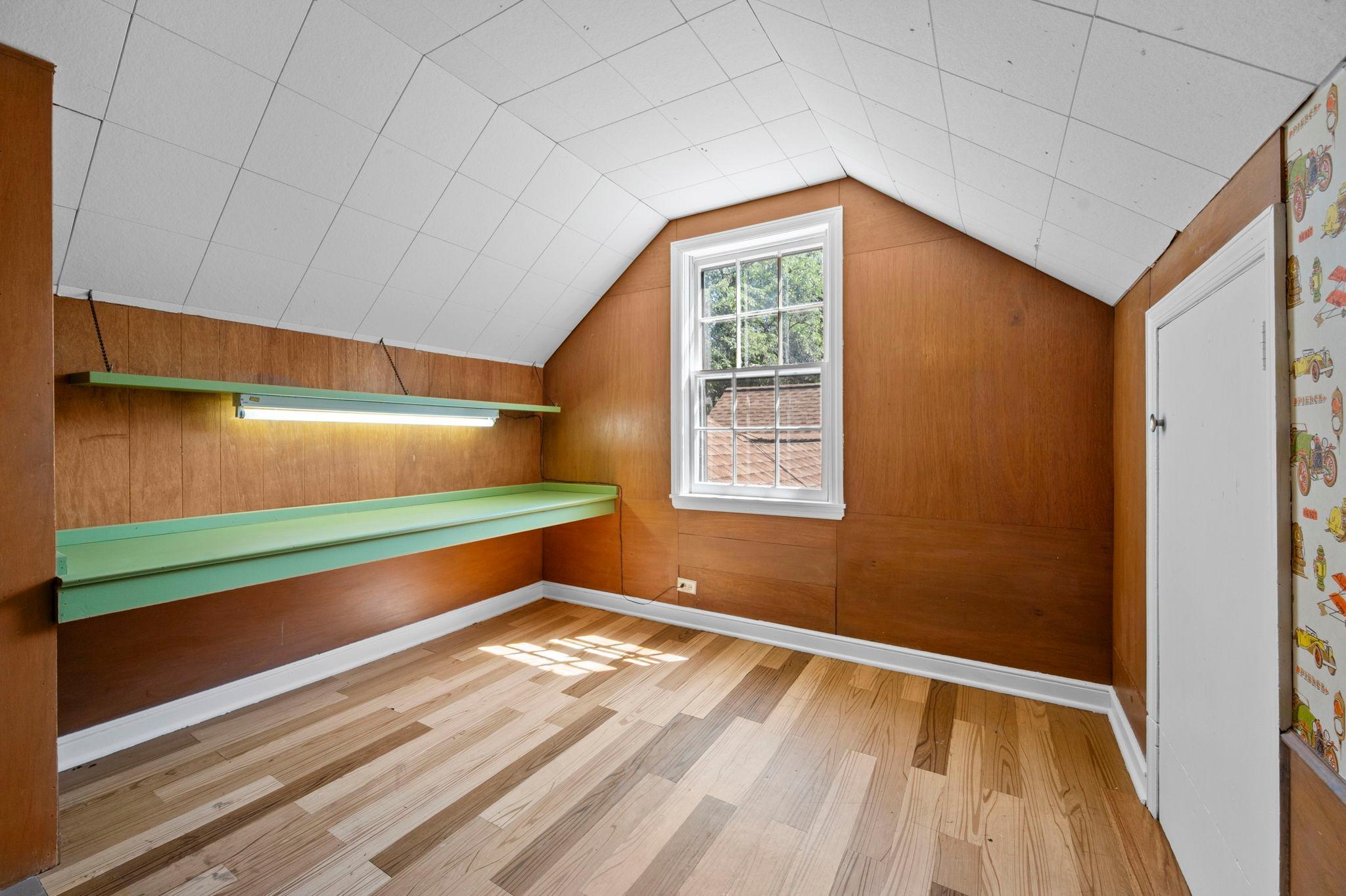 4366 Thomas Avenue N Property Photo 31