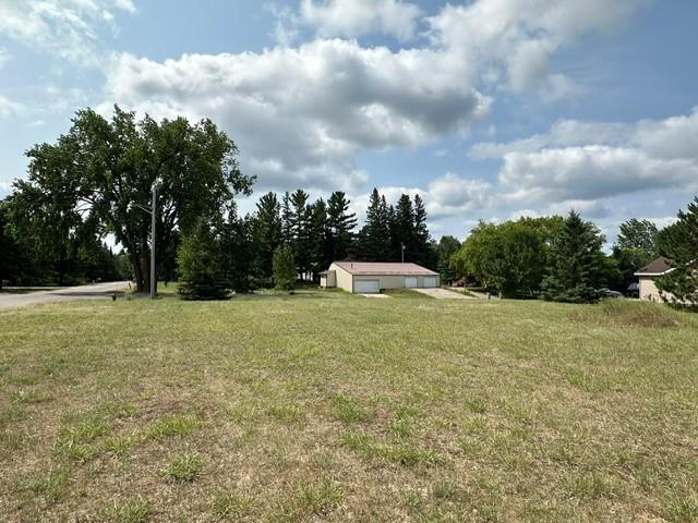 311 Eastern Avenue S Property Photo 5