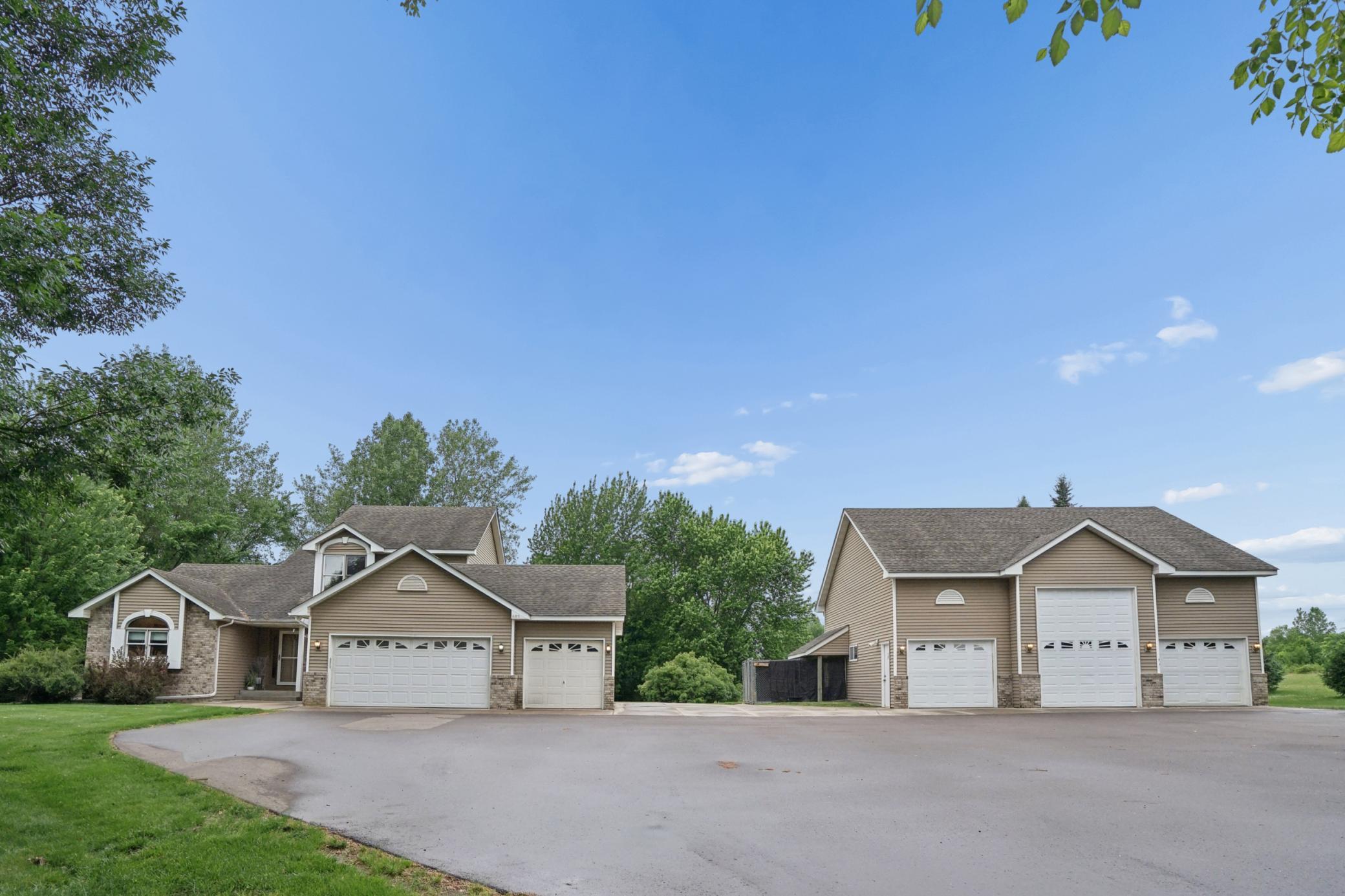 885 Katydid Lane Ne Property Photo 1