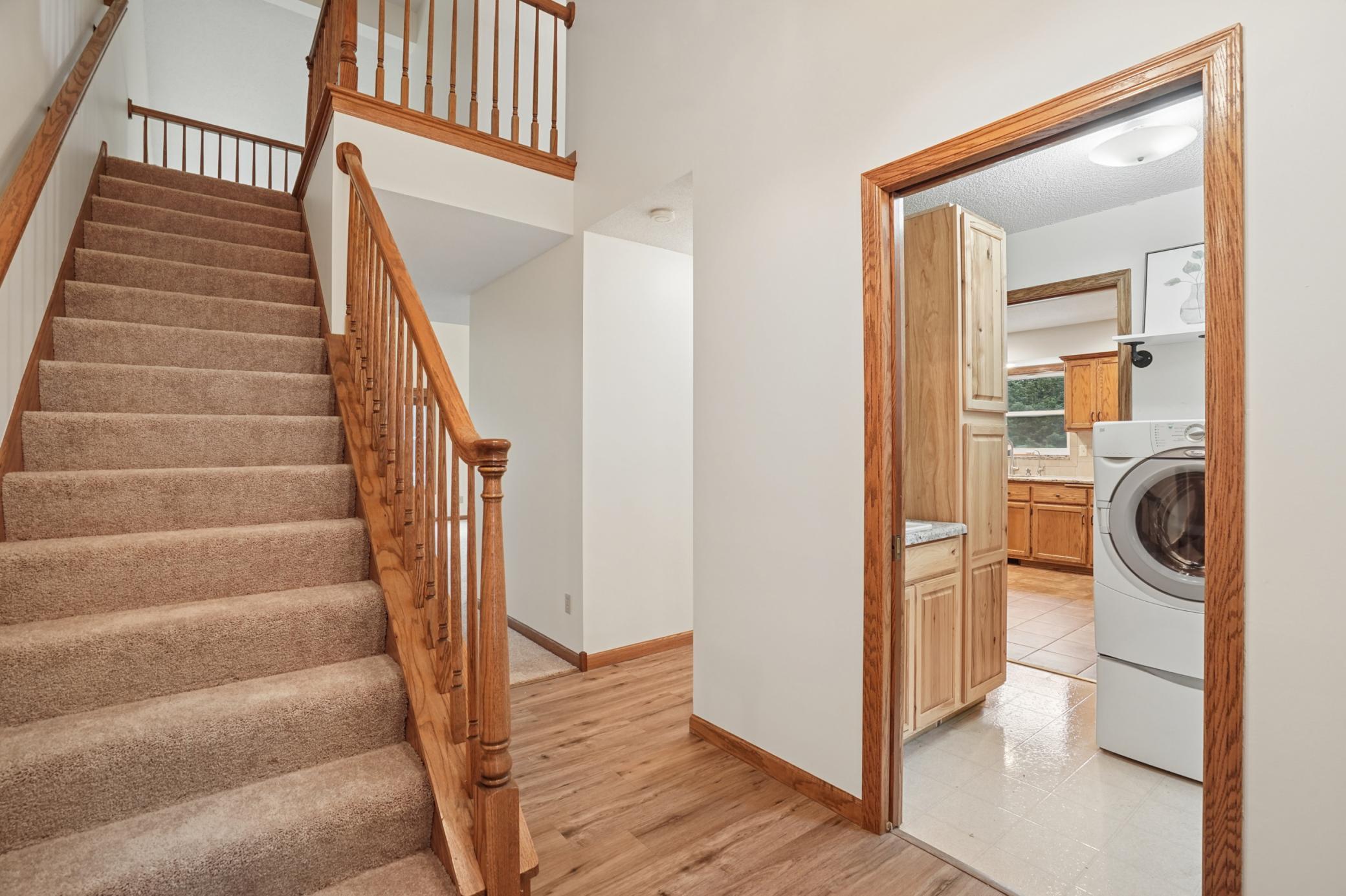 885 Katydid Lane Ne Property Photo 11