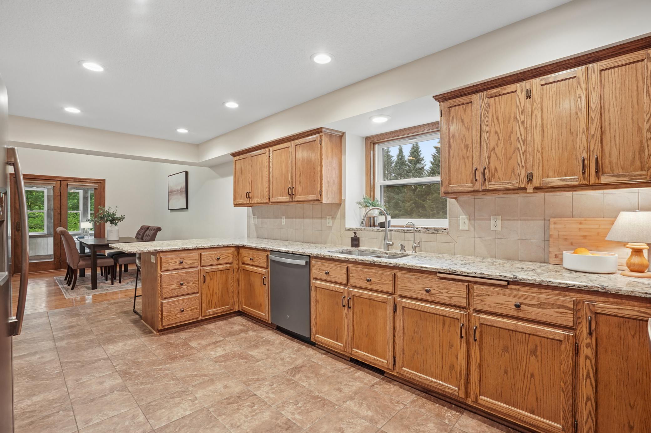 885 Katydid Lane Ne Property Photo 23