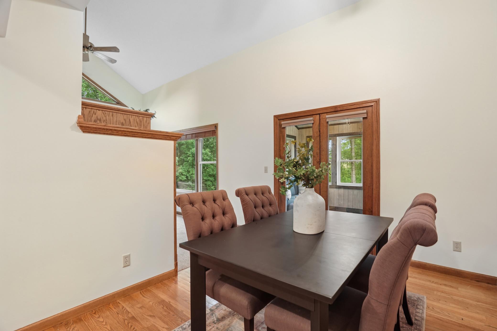 885 Katydid Lane Ne Property Photo 27