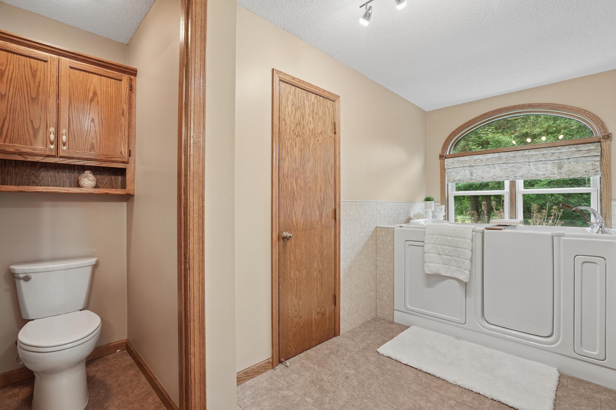 885 Katydid Lane Ne Property Photo 36