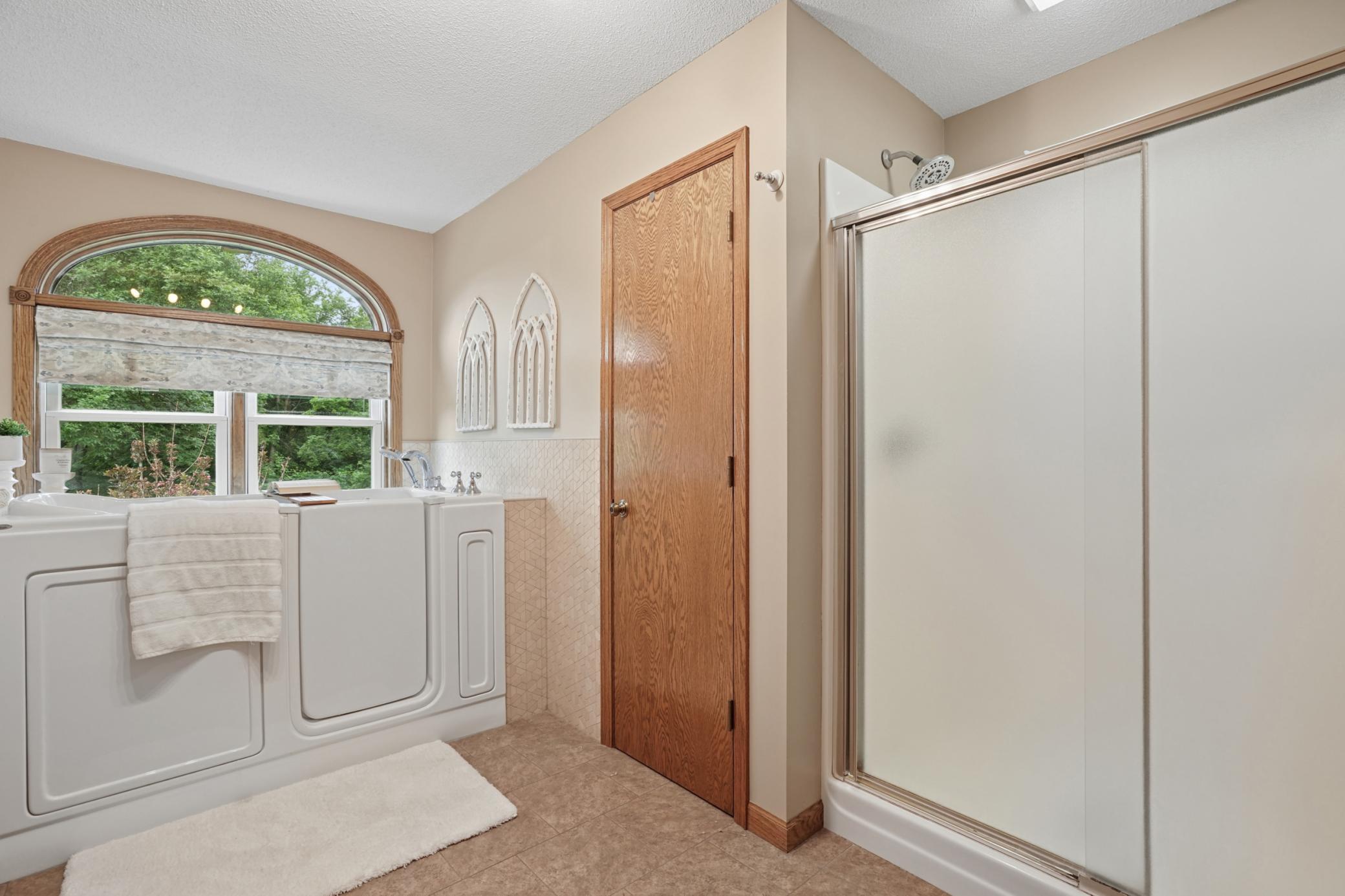 885 Katydid Lane Ne Property Photo 37
