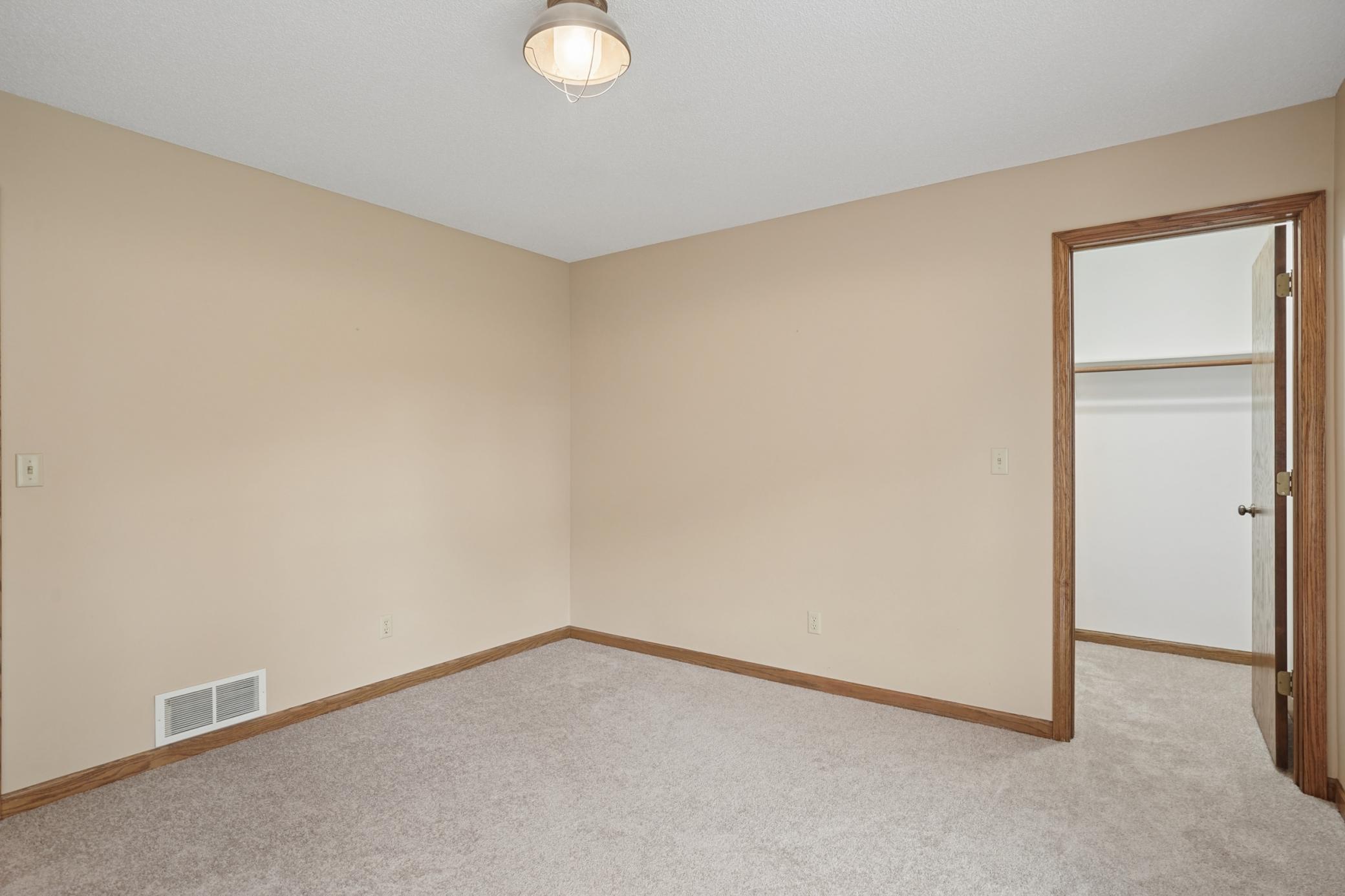 885 Katydid Lane Ne Property Photo 43