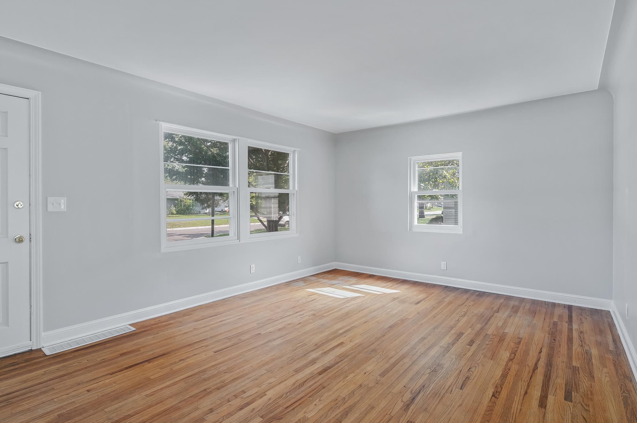 6107 Bryant Avenue N Property Photo 6