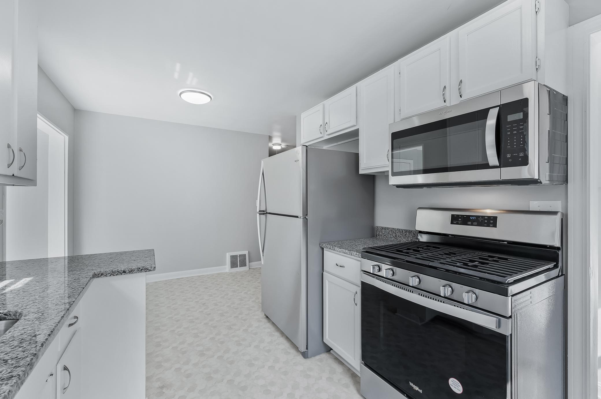 6107 Bryant Avenue N Property Photo 11