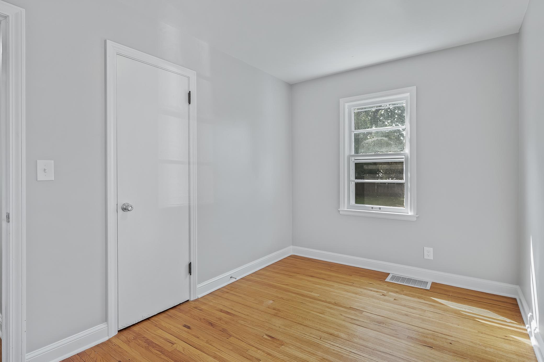 6107 Bryant Avenue N Property Photo 14