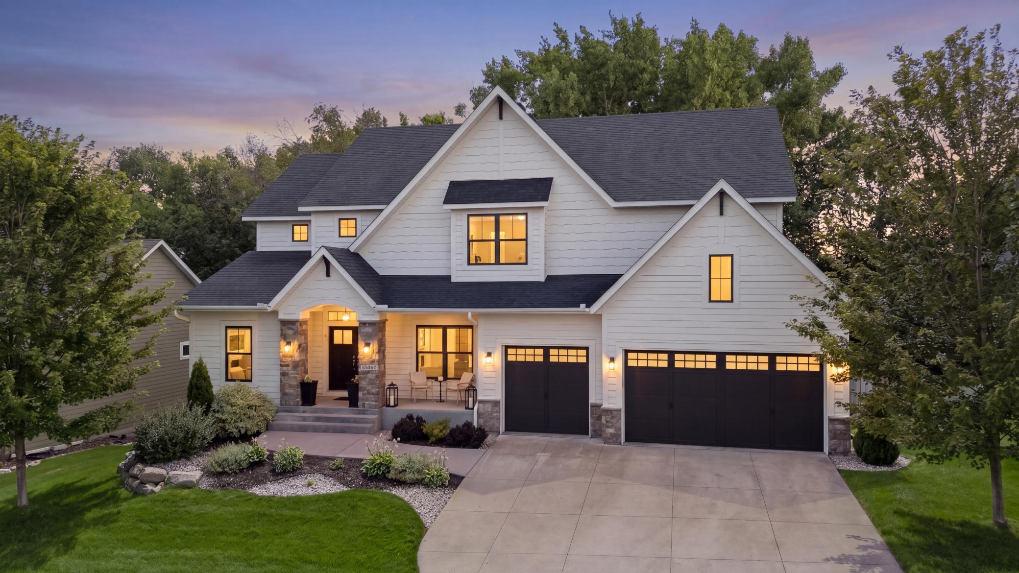 15805 43rd Place N Property Photo 1