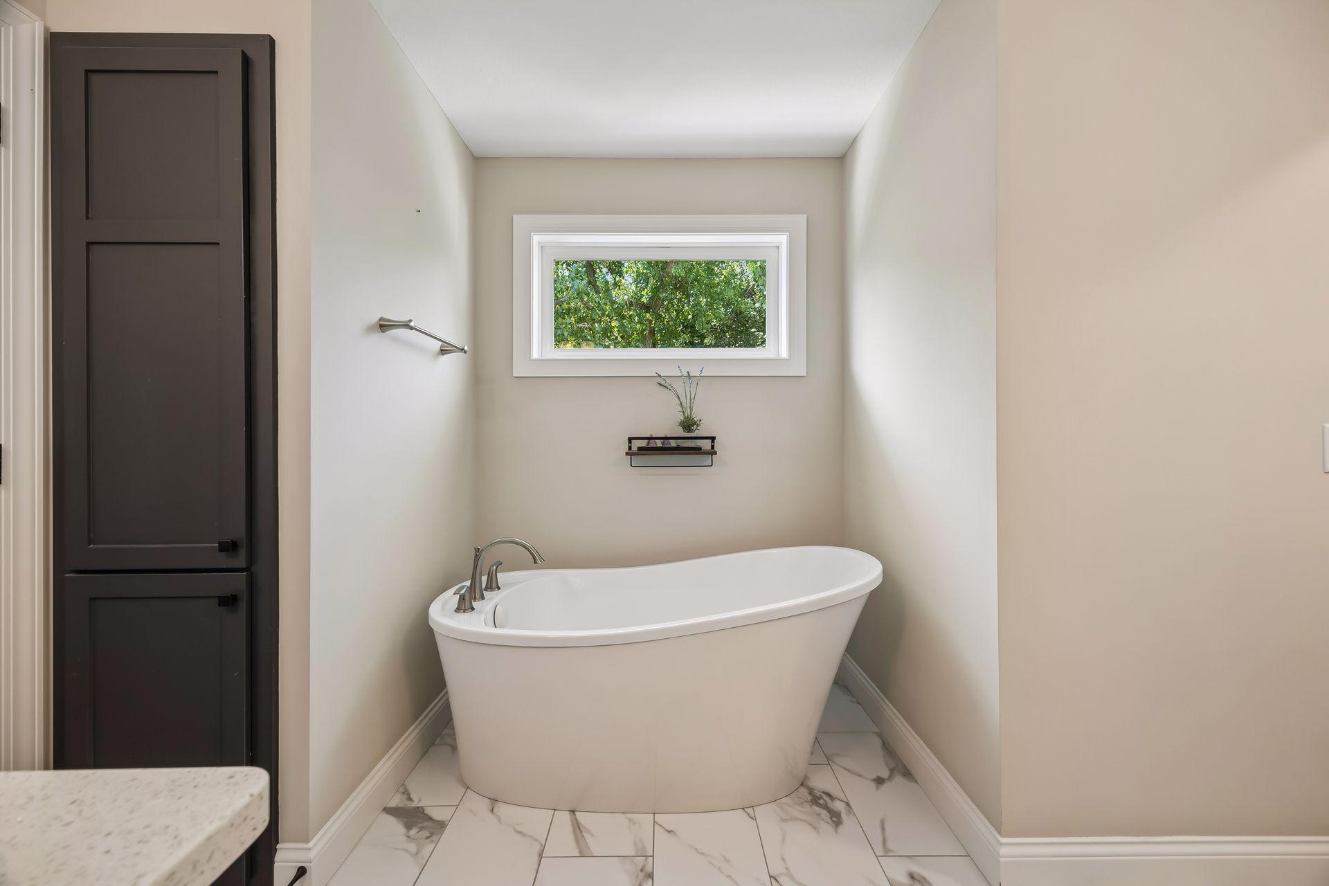 15805 43rd Place N Property Photo 43