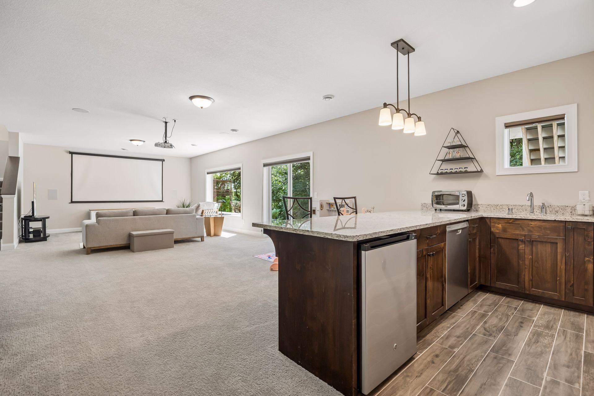 15805 43rd Place N Property Photo 57