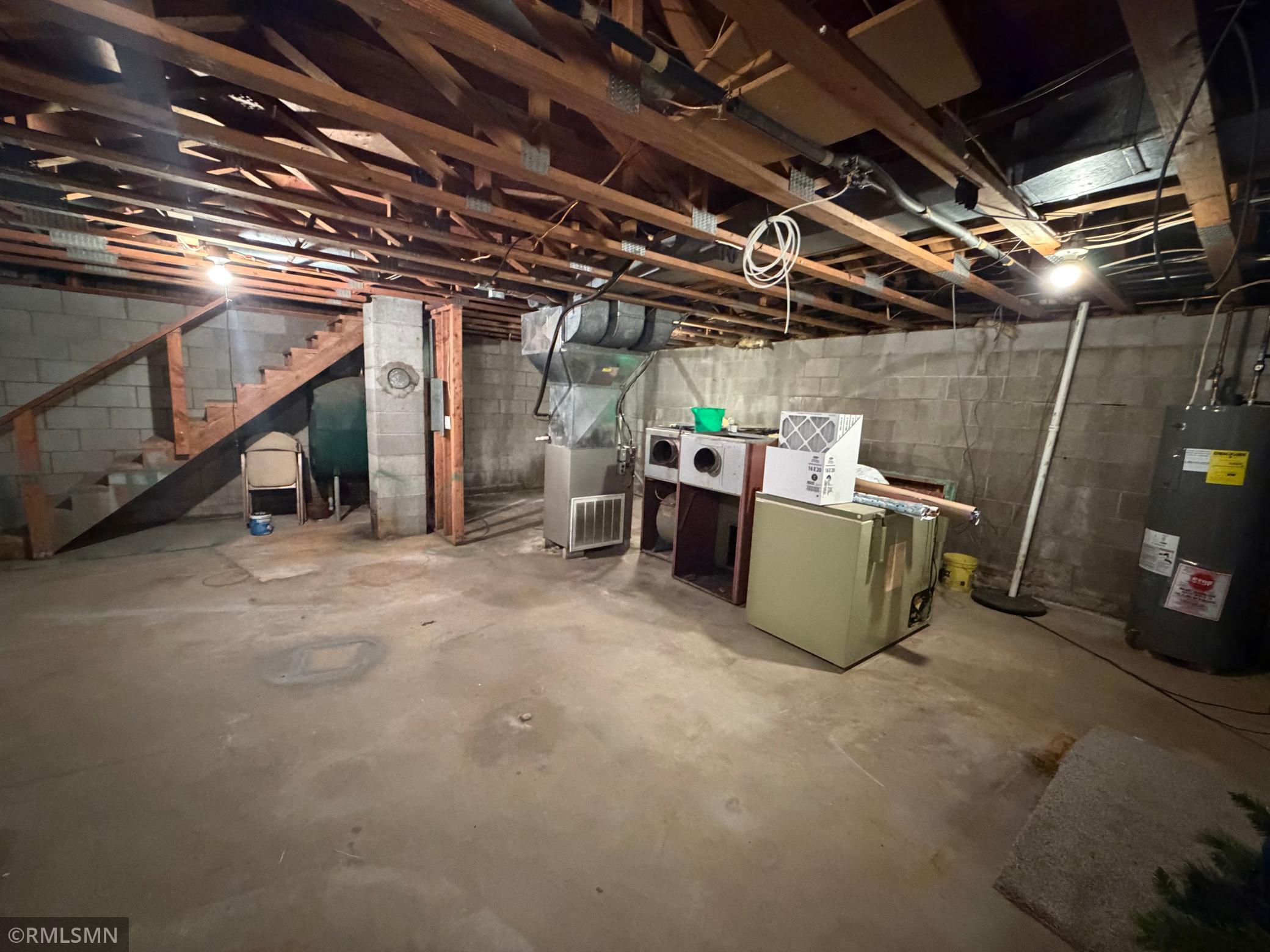 512 South Road Property Photo 27