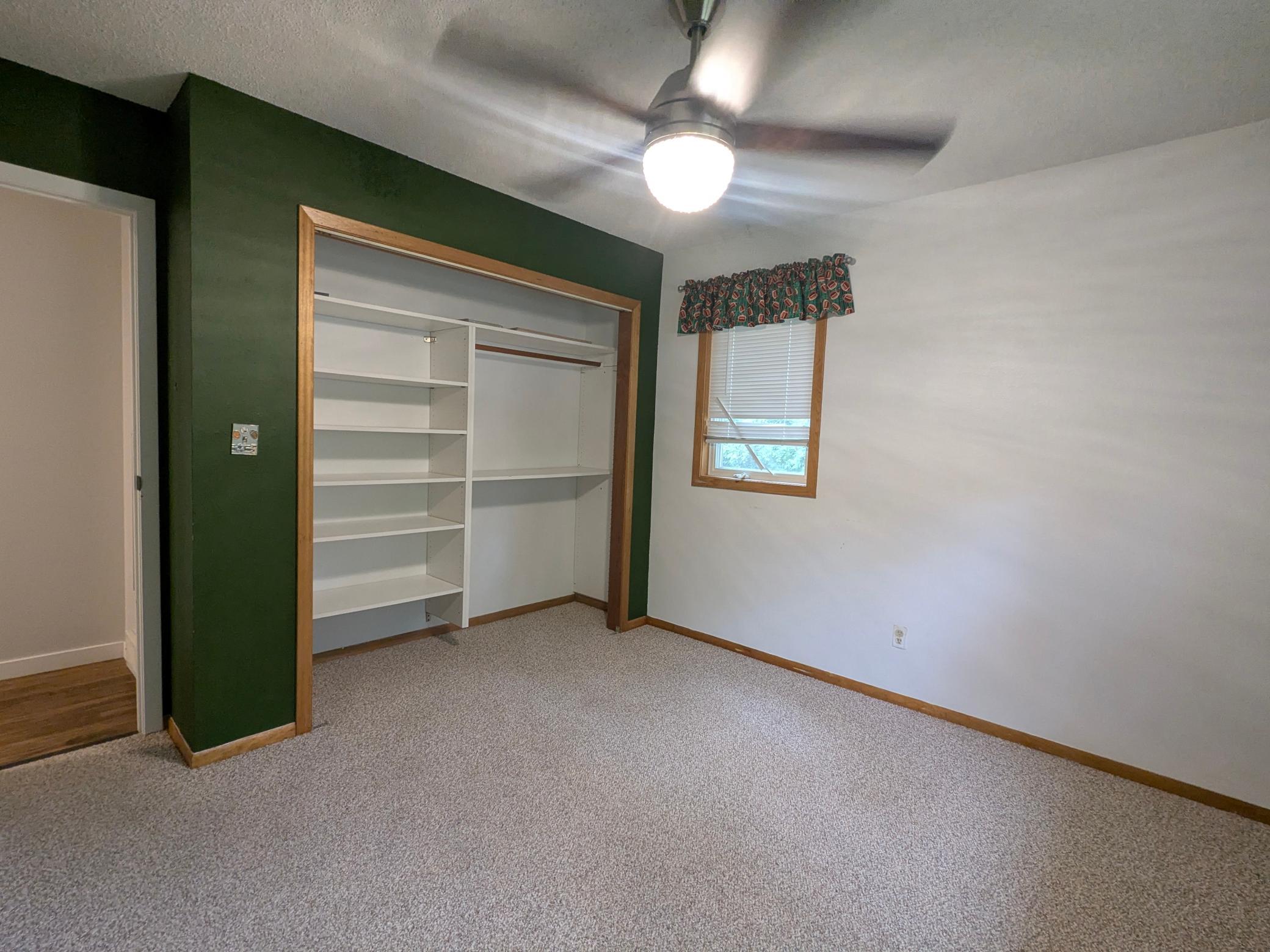602 Wells Avenue N Property Photo 18