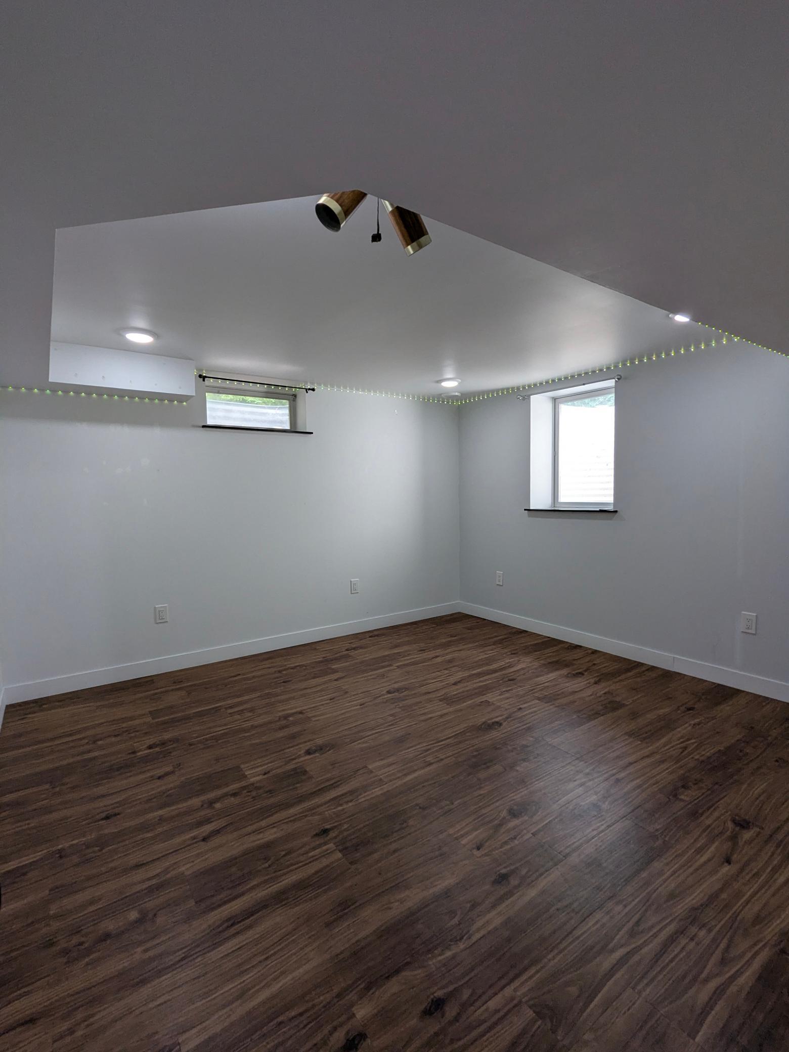 602 Wells Avenue N Property Photo 22