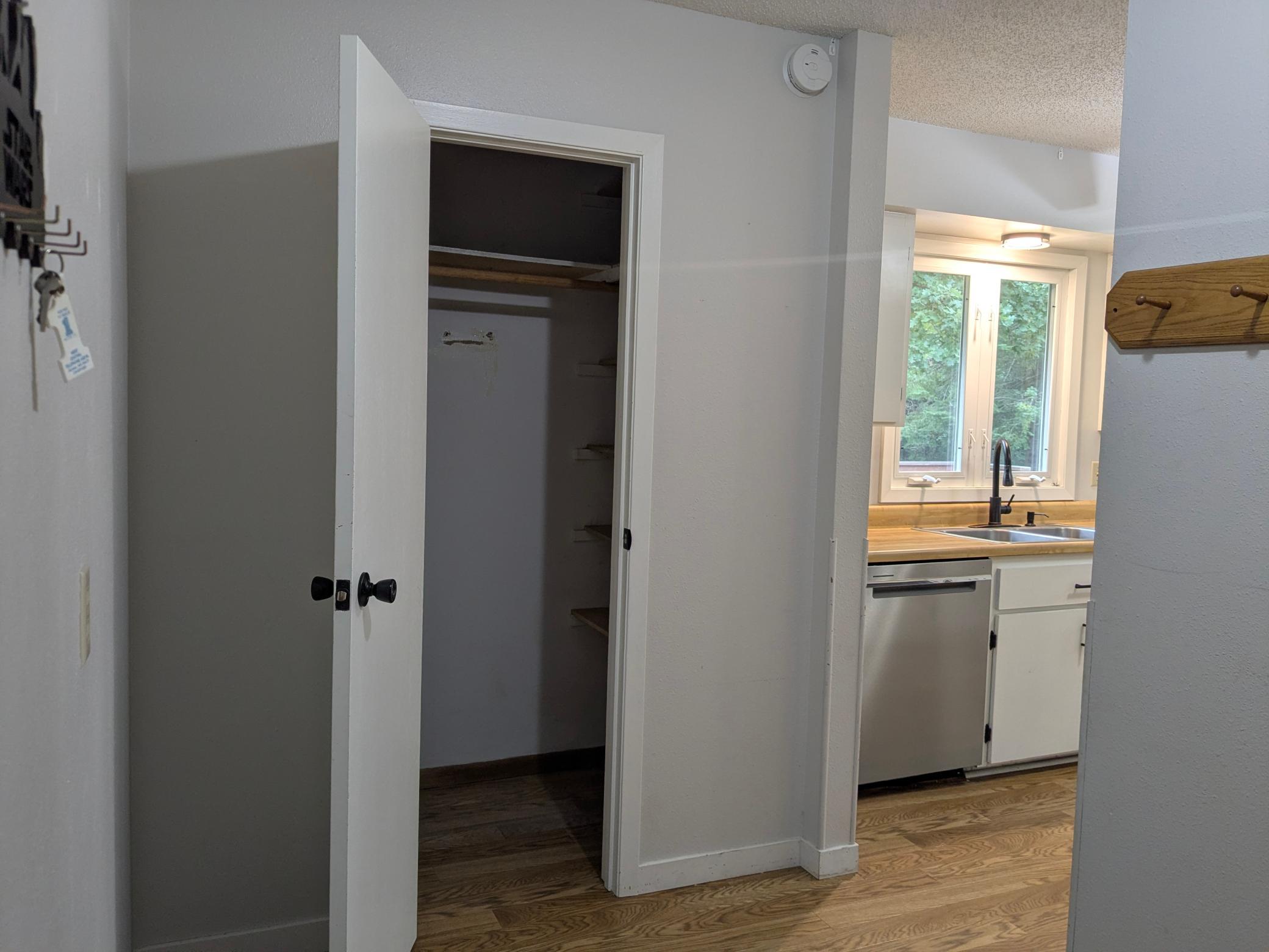 602 Wells Avenue N Property Photo 31