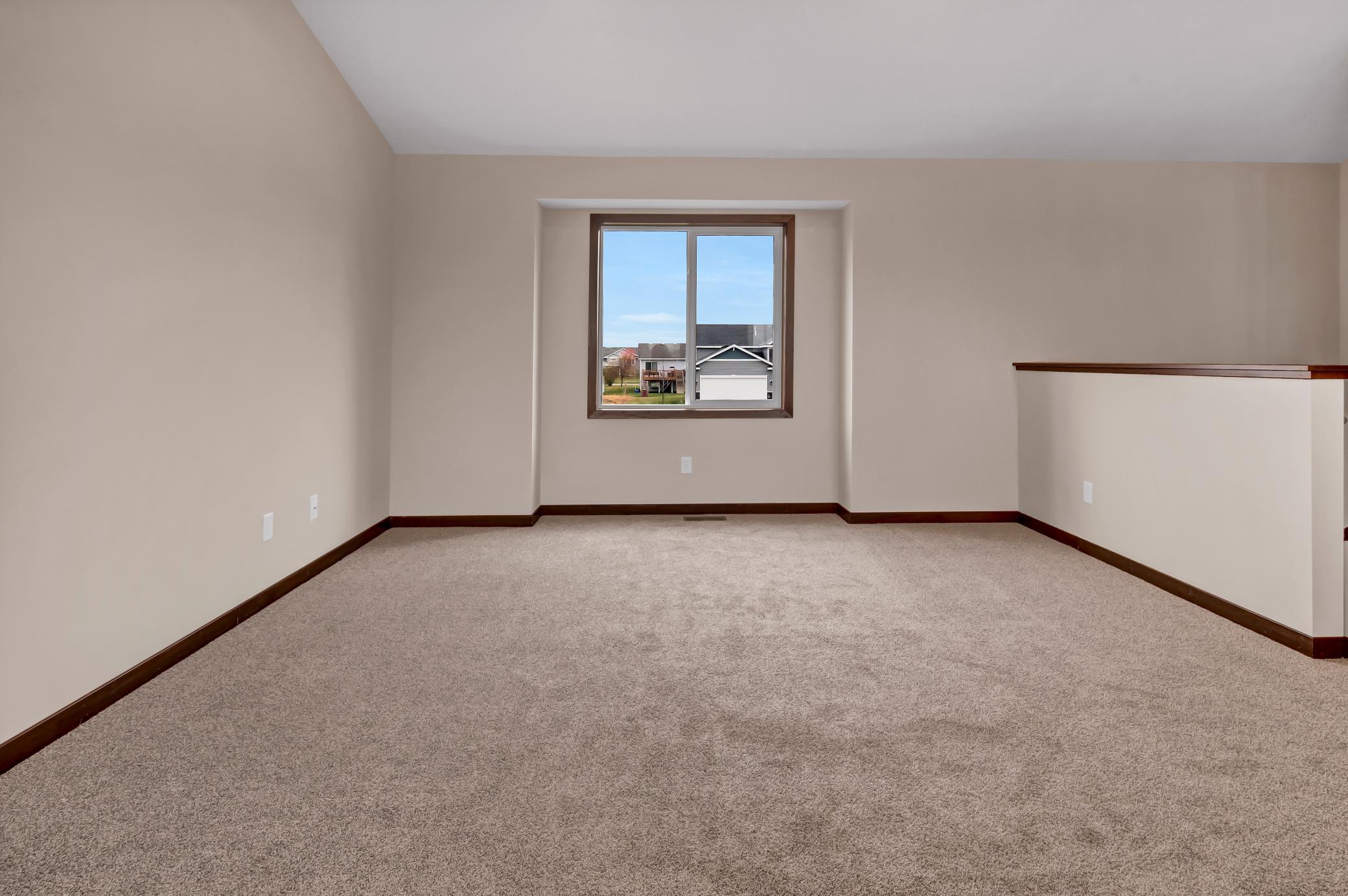 960 3rd Avenue Sw Property Photo 4