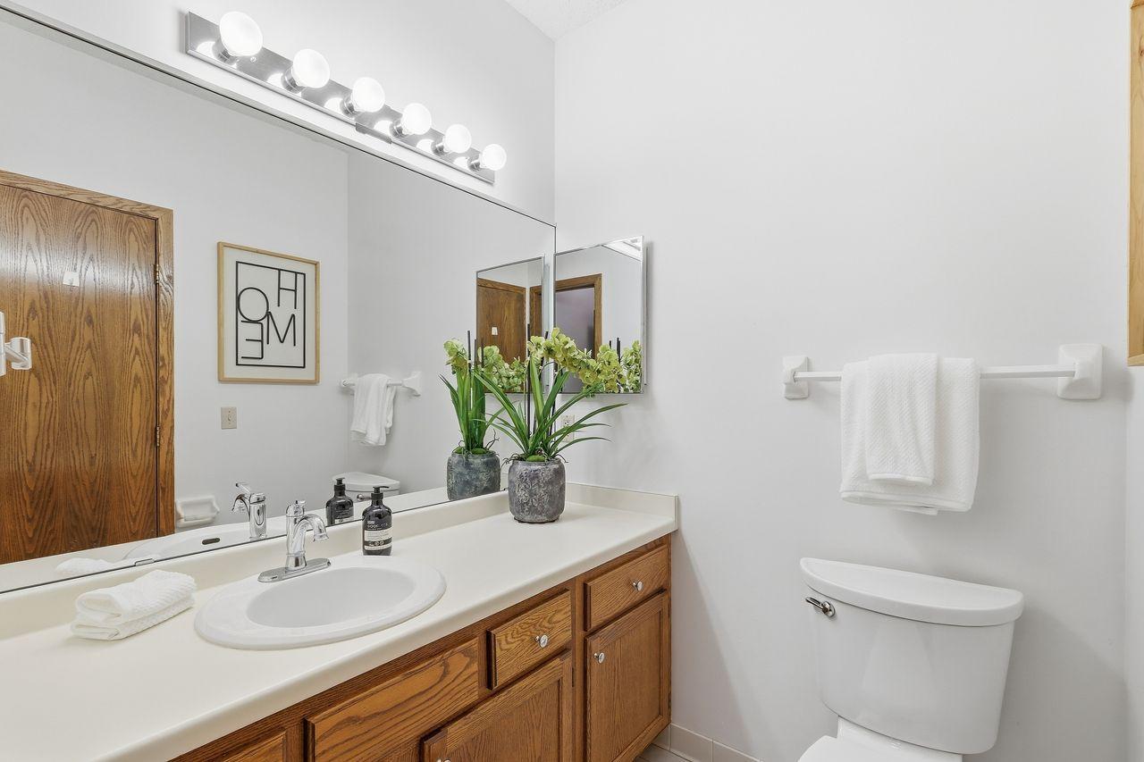 7440 Edinborough Way 4116 Property Photo 14