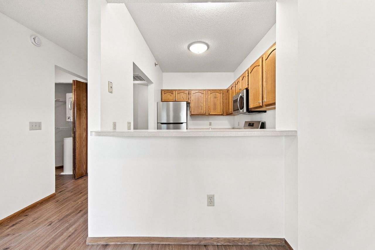7440 Edinborough Way 4116 Property Photo 18