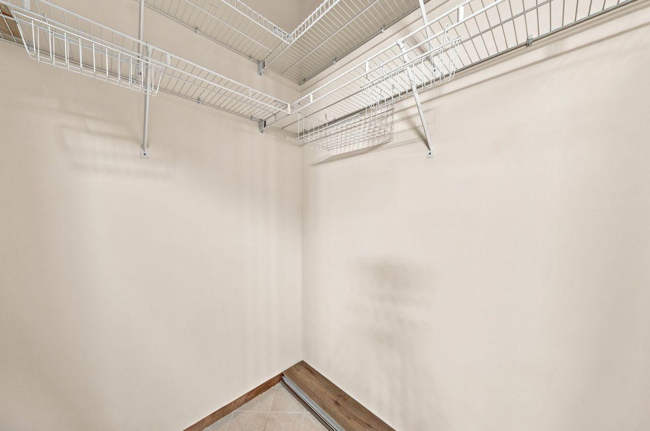 7440 Edinborough Way 4116 Property Photo 20