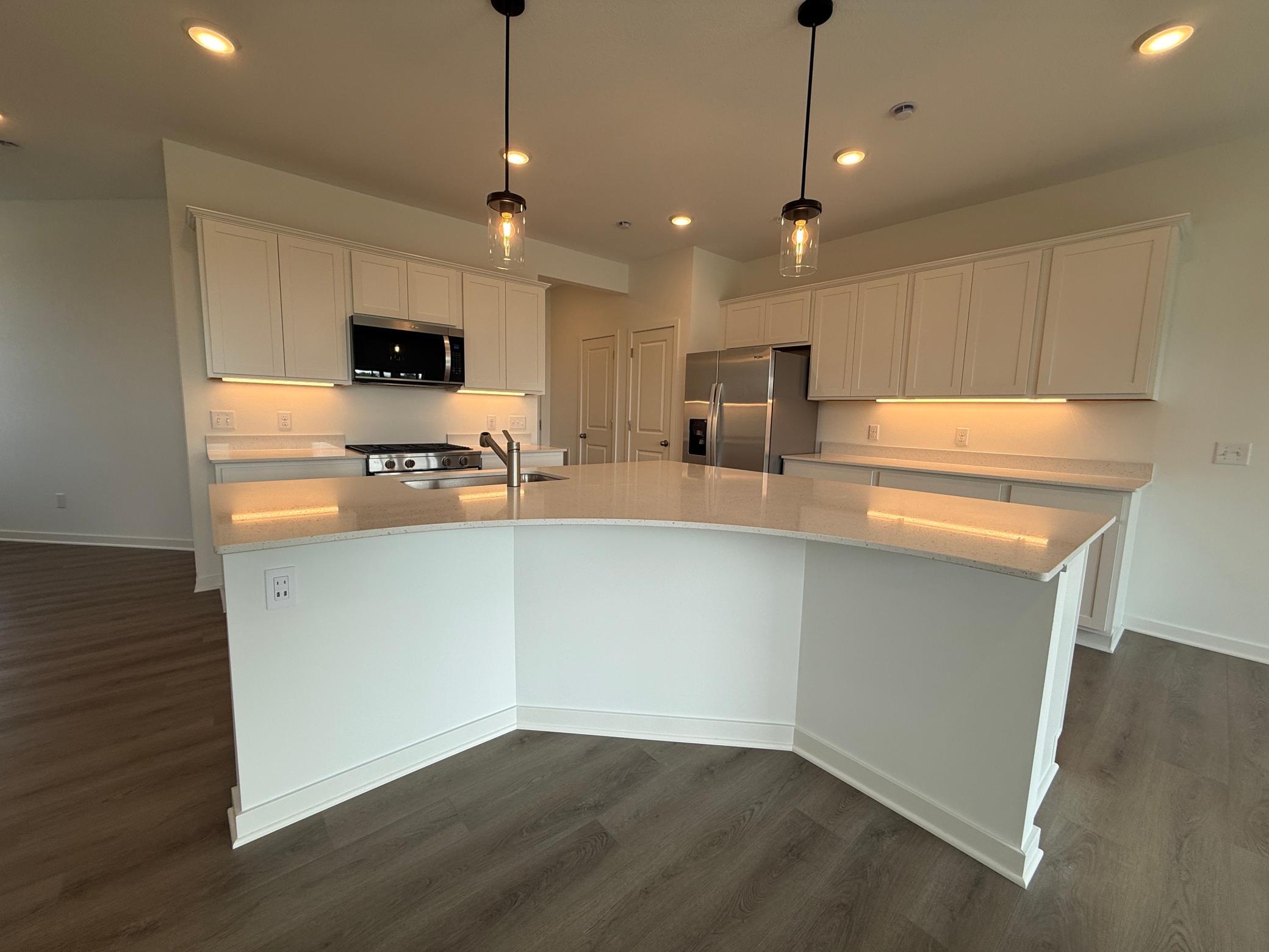 14943 Avondale View Property Photo 3