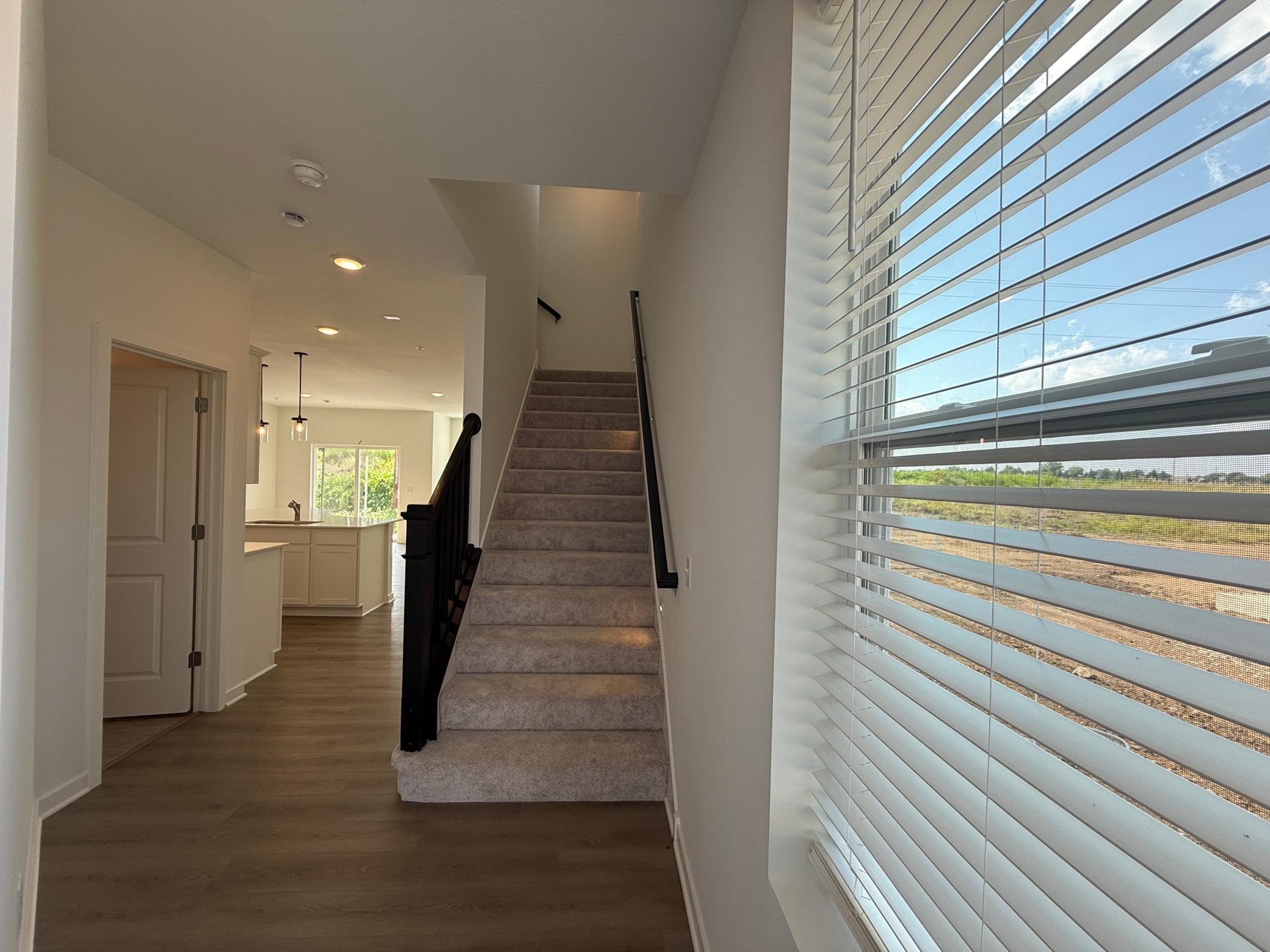 14943 Avondale View Property Photo 4