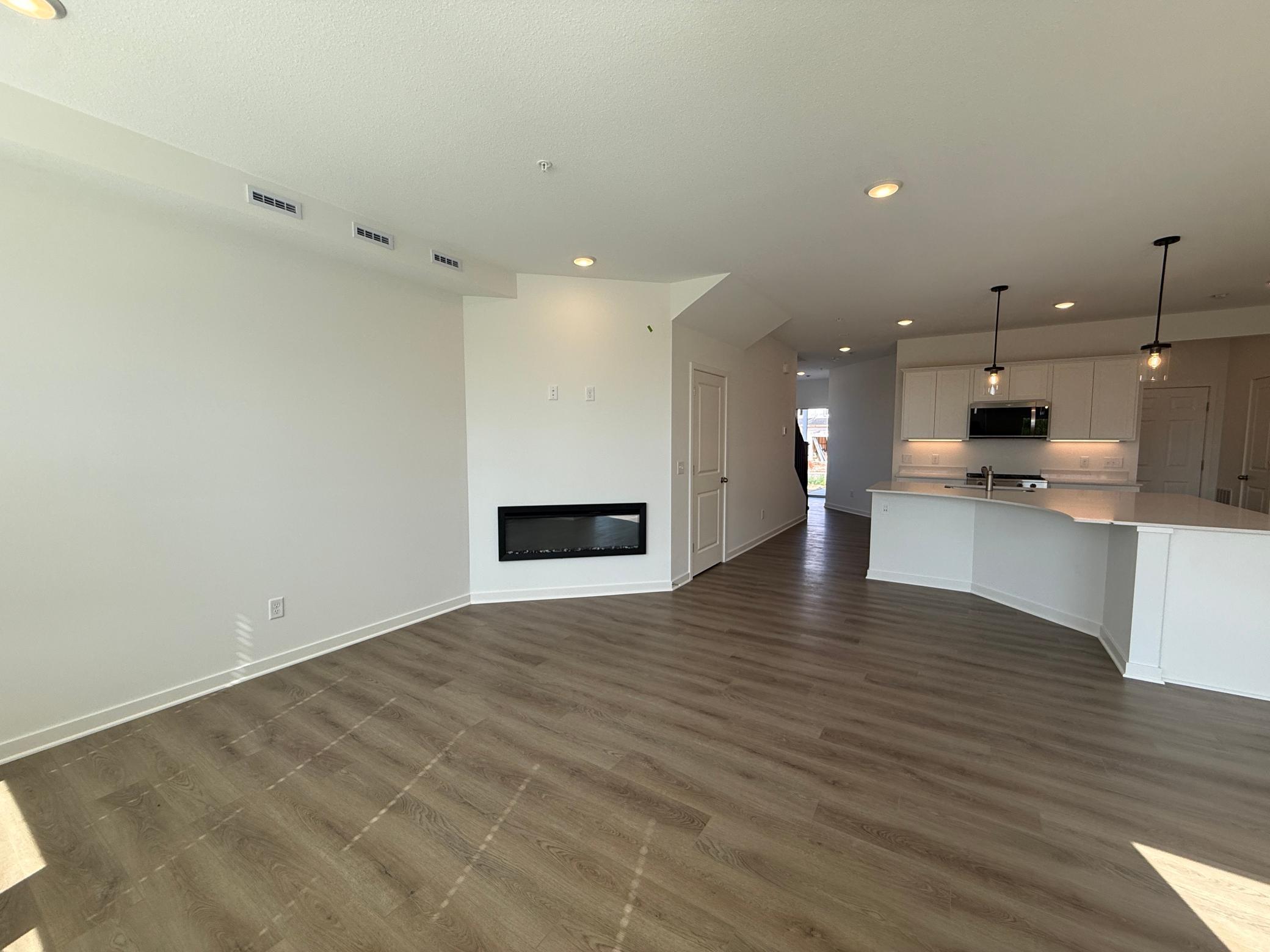 14943 Avondale View Property Photo 9