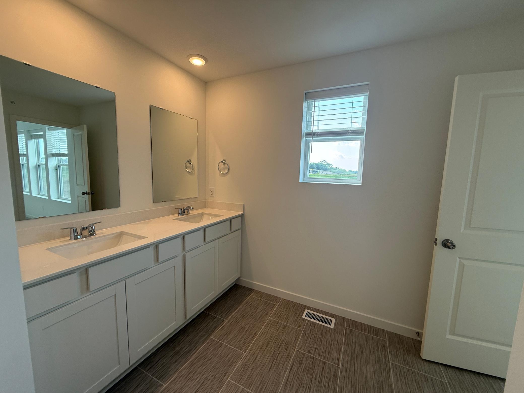 14943 Avondale View Property Photo 12