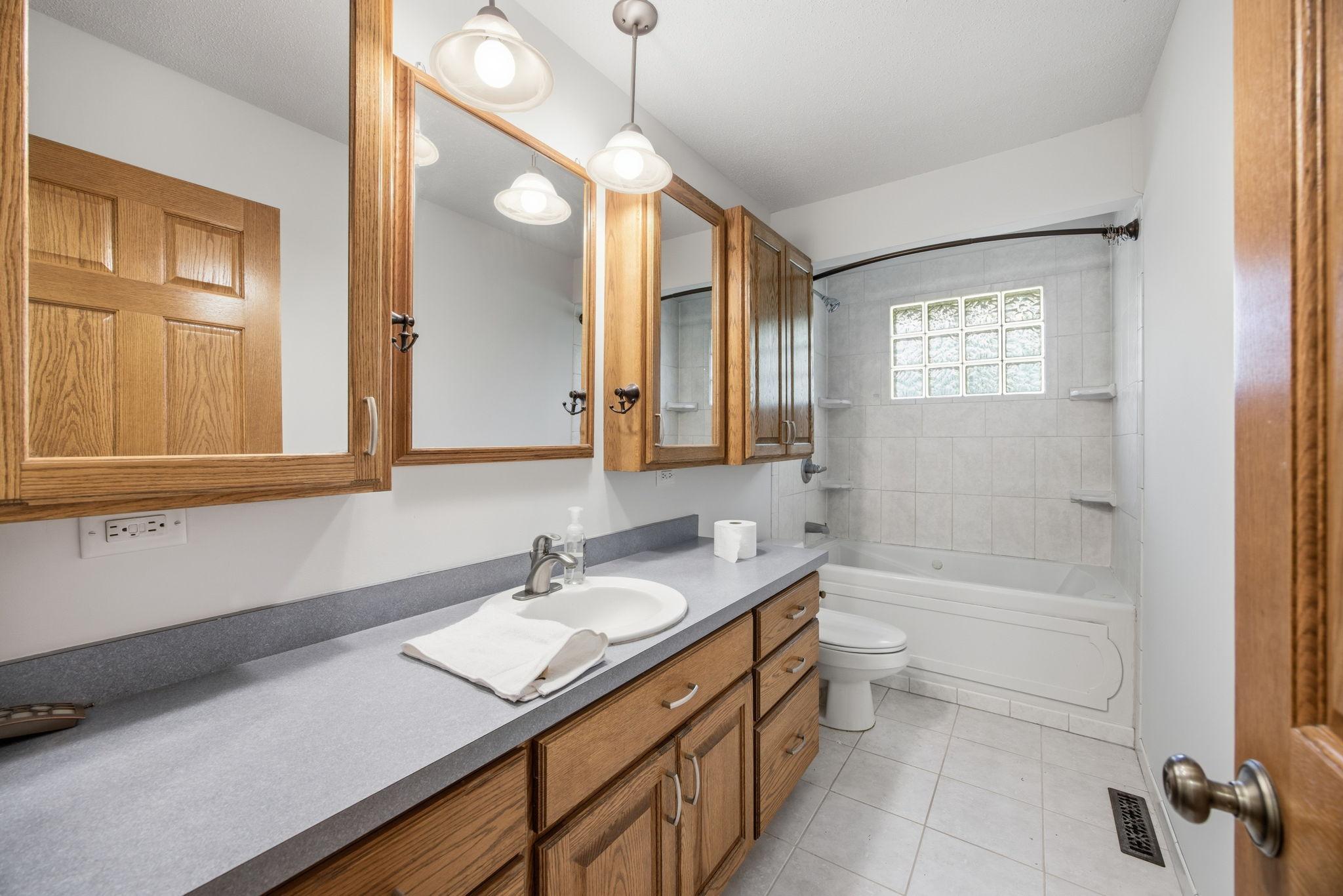9765 261st Avenue Nw Property Photo 19