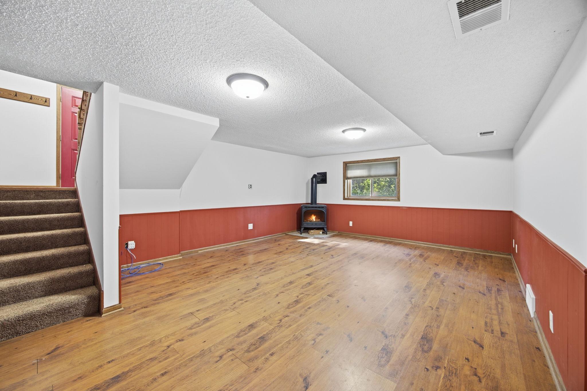 9765 261st Avenue Nw Property Photo 20