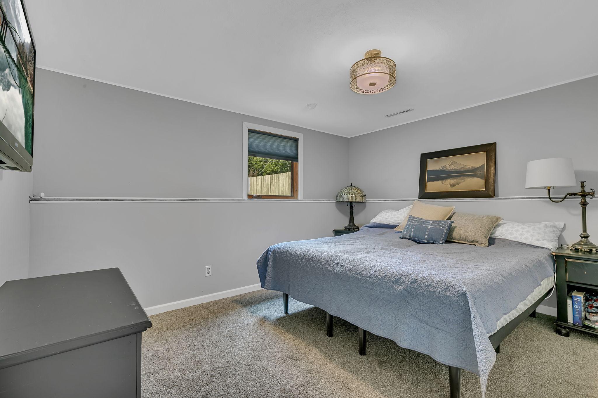 1005 25th Avenue N Property Photo 27