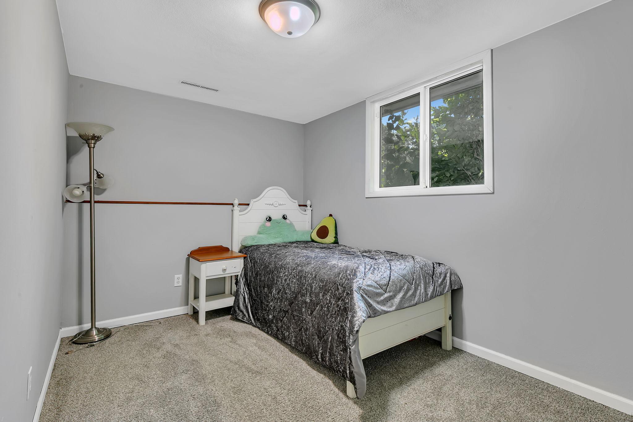 1005 25th Avenue N Property Photo 28
