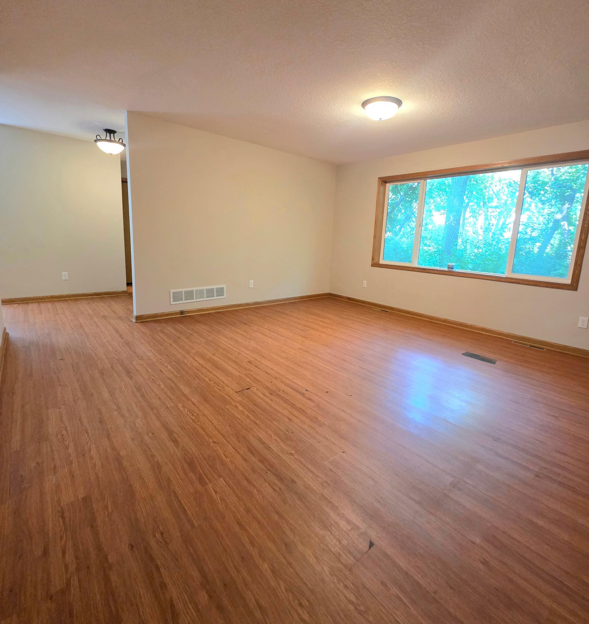 1527 Aspen Drive Property Photo 11