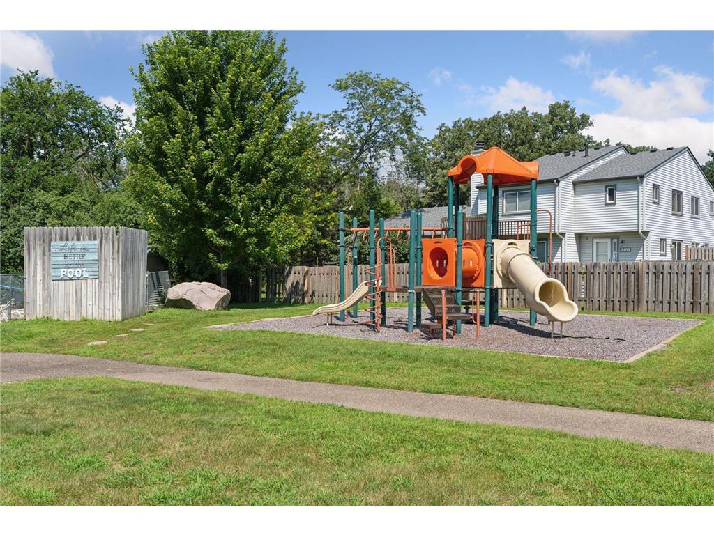1527 Aspen Drive Property Photo 37