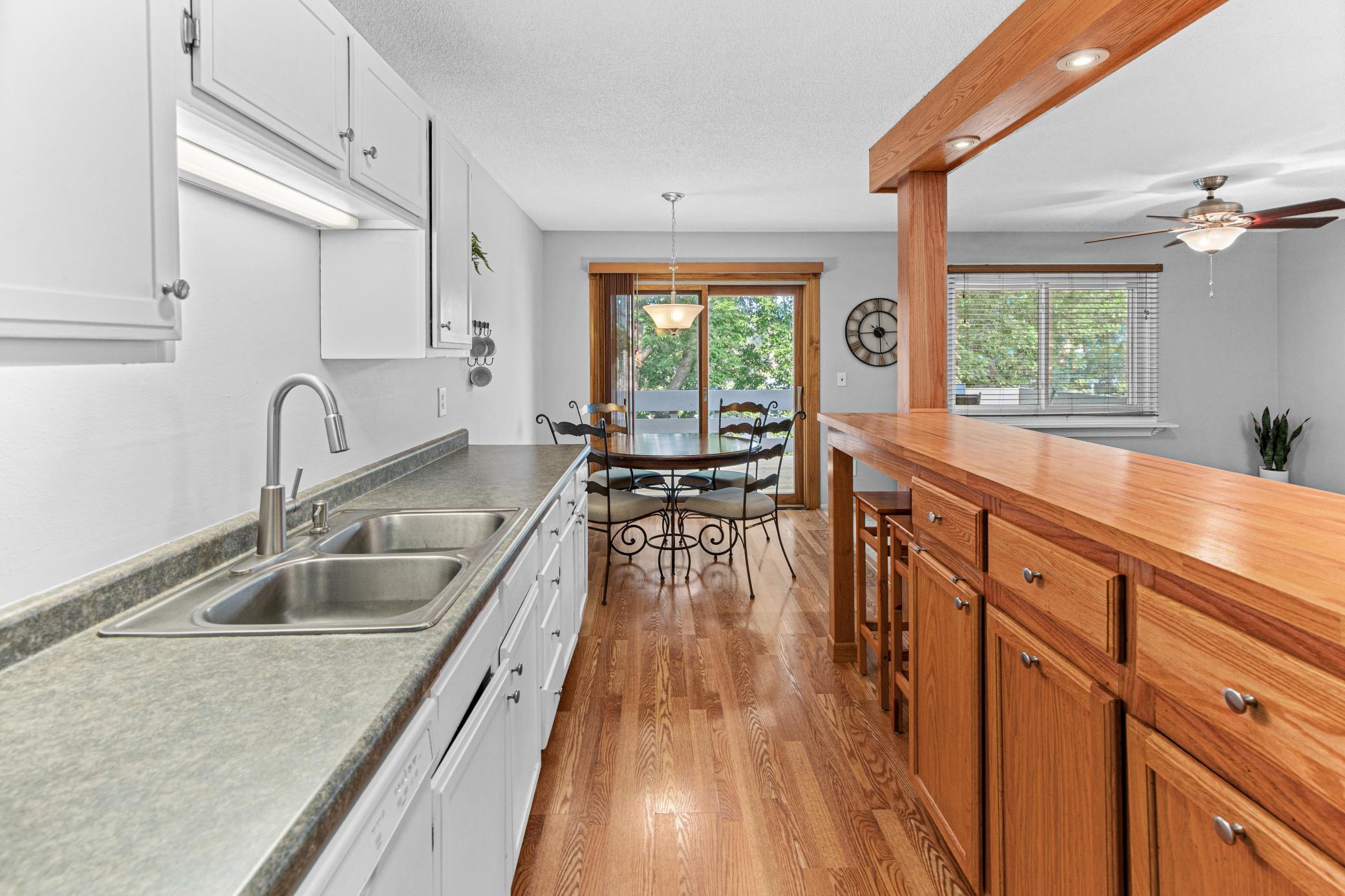 11123 Xavier Circle Property Photo 9