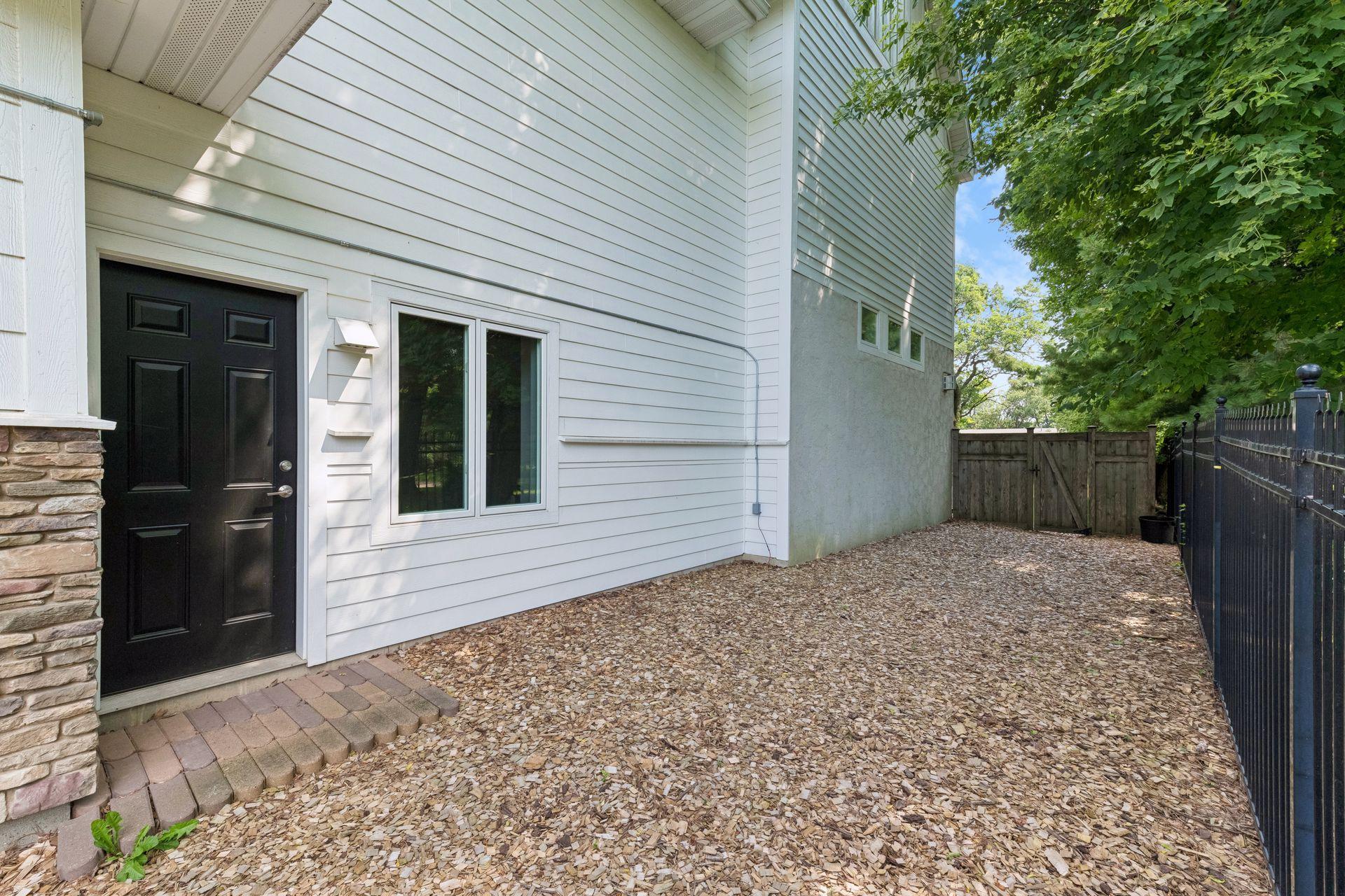 12311 Evas Drive Property Photo 44