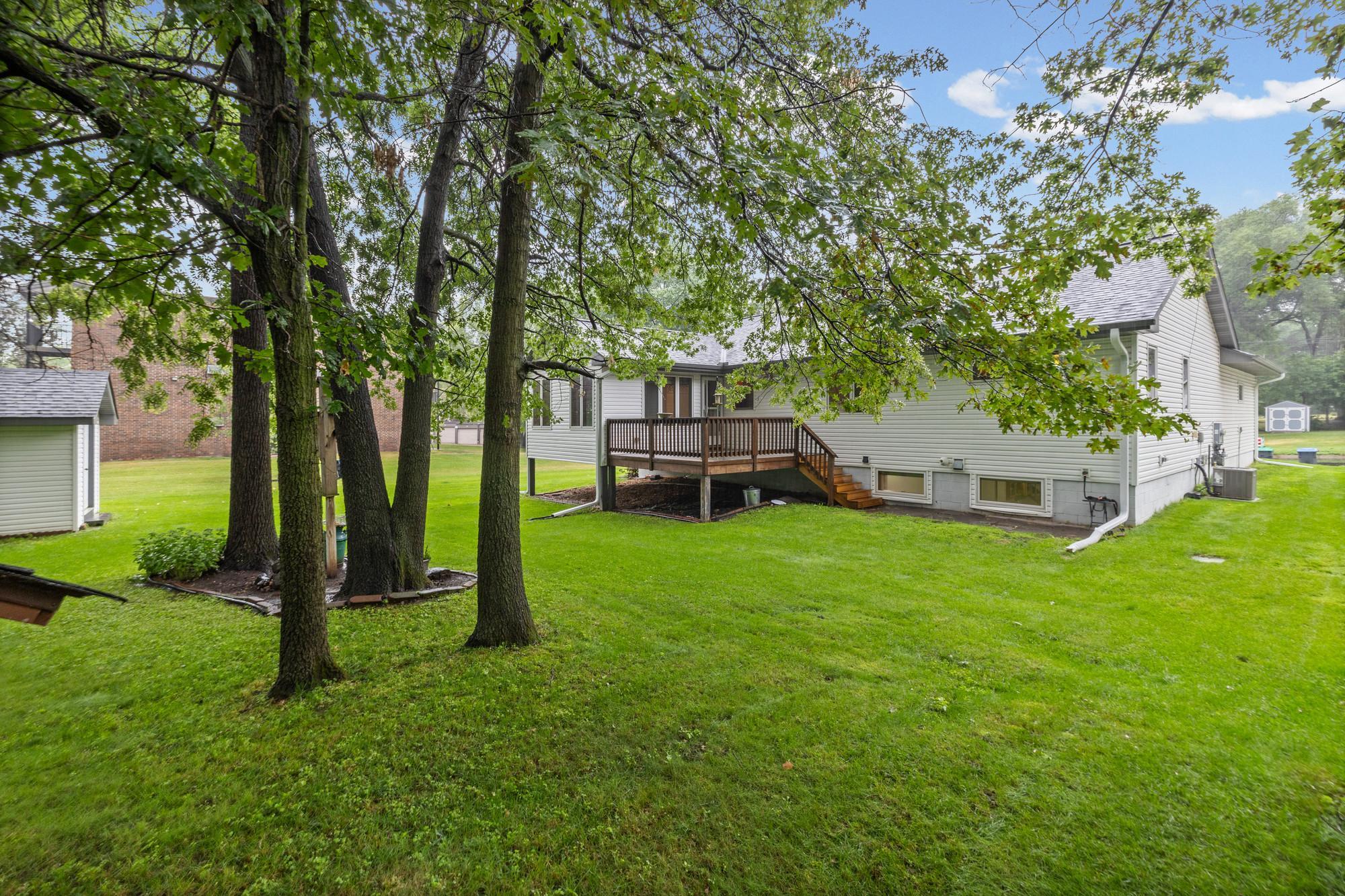 2082 Cowern Place E Property Photo 30