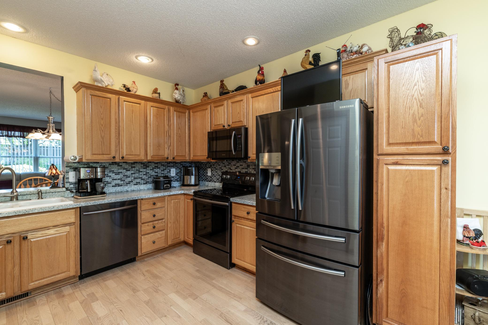15053 Dutchman Way Property Photo 8