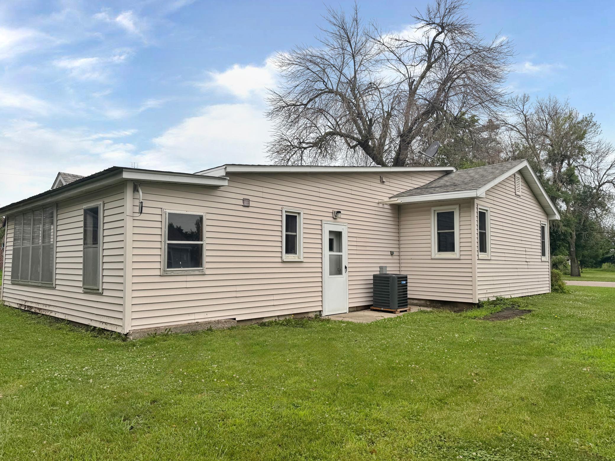 514 3rd Avenue Property Photo 11