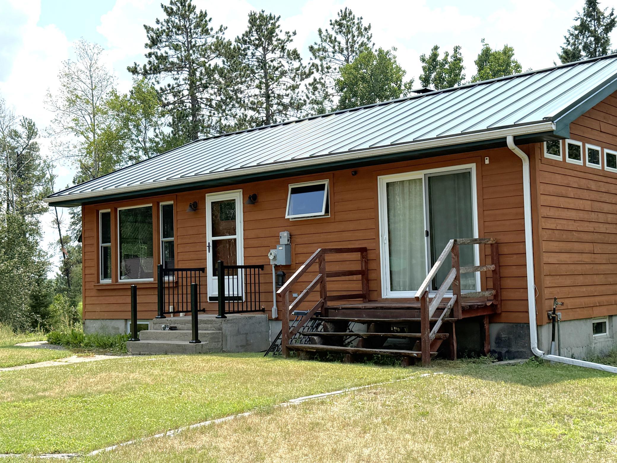 8468 N Ahlstrand Road Property Photo 2
