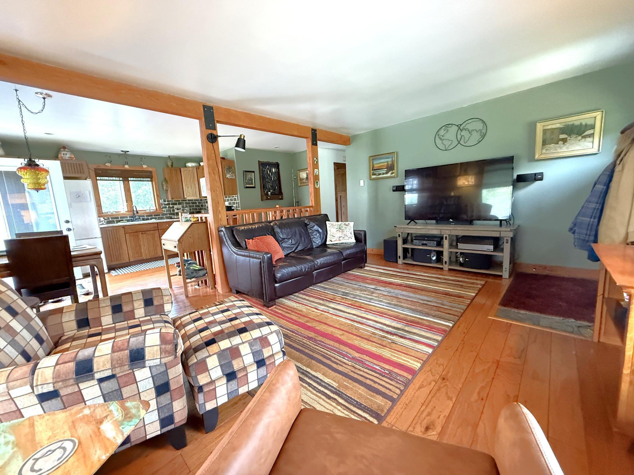 8468 N Ahlstrand Road Property Photo 8