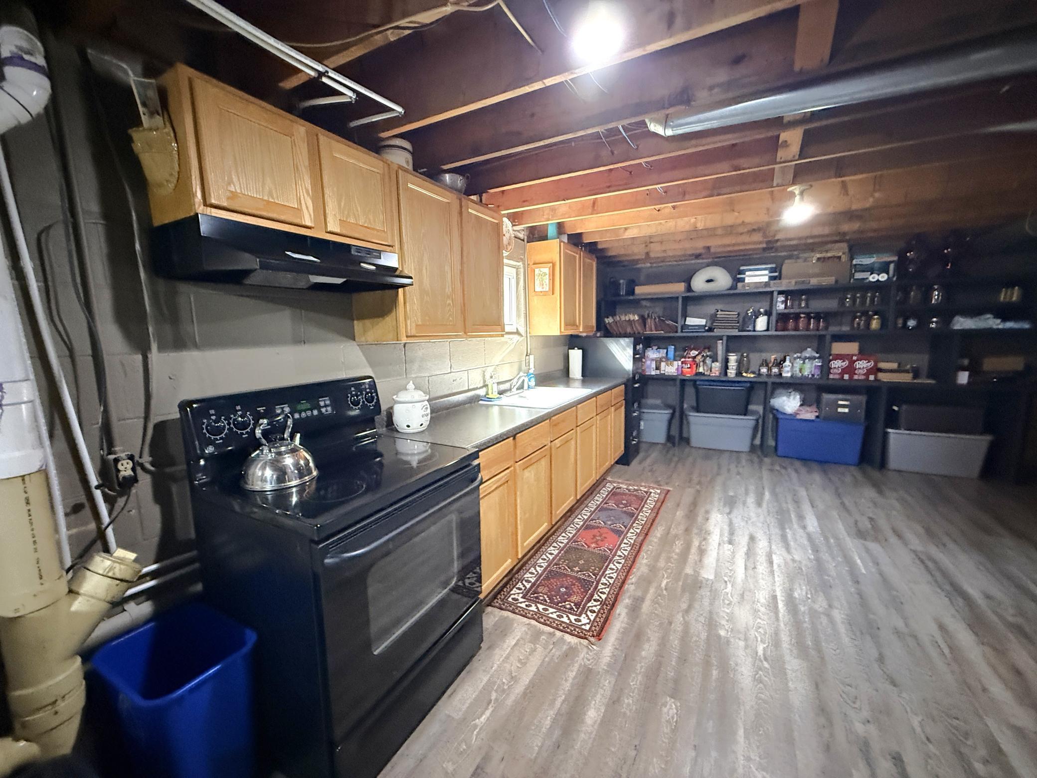 8468 N Ahlstrand Road Property Photo 17
