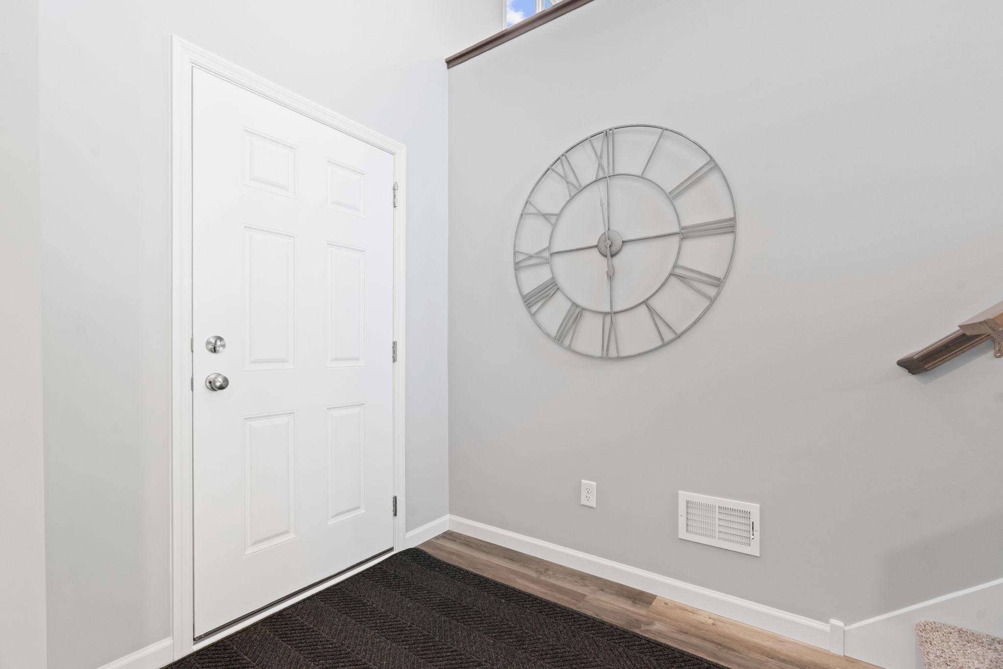 4711 4th Street Loop Ne Property Photo 1