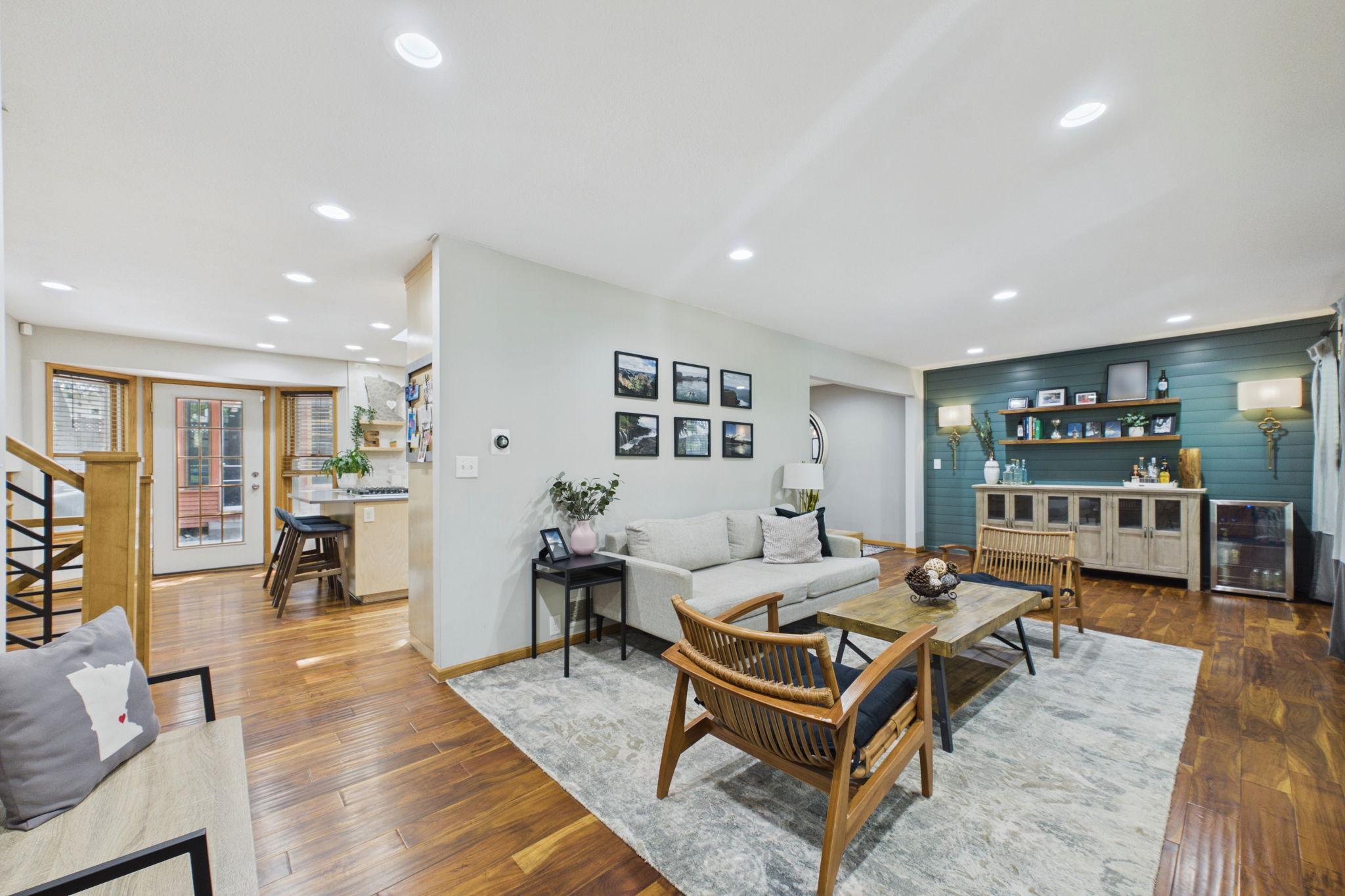 30 B Street Property Photo 1