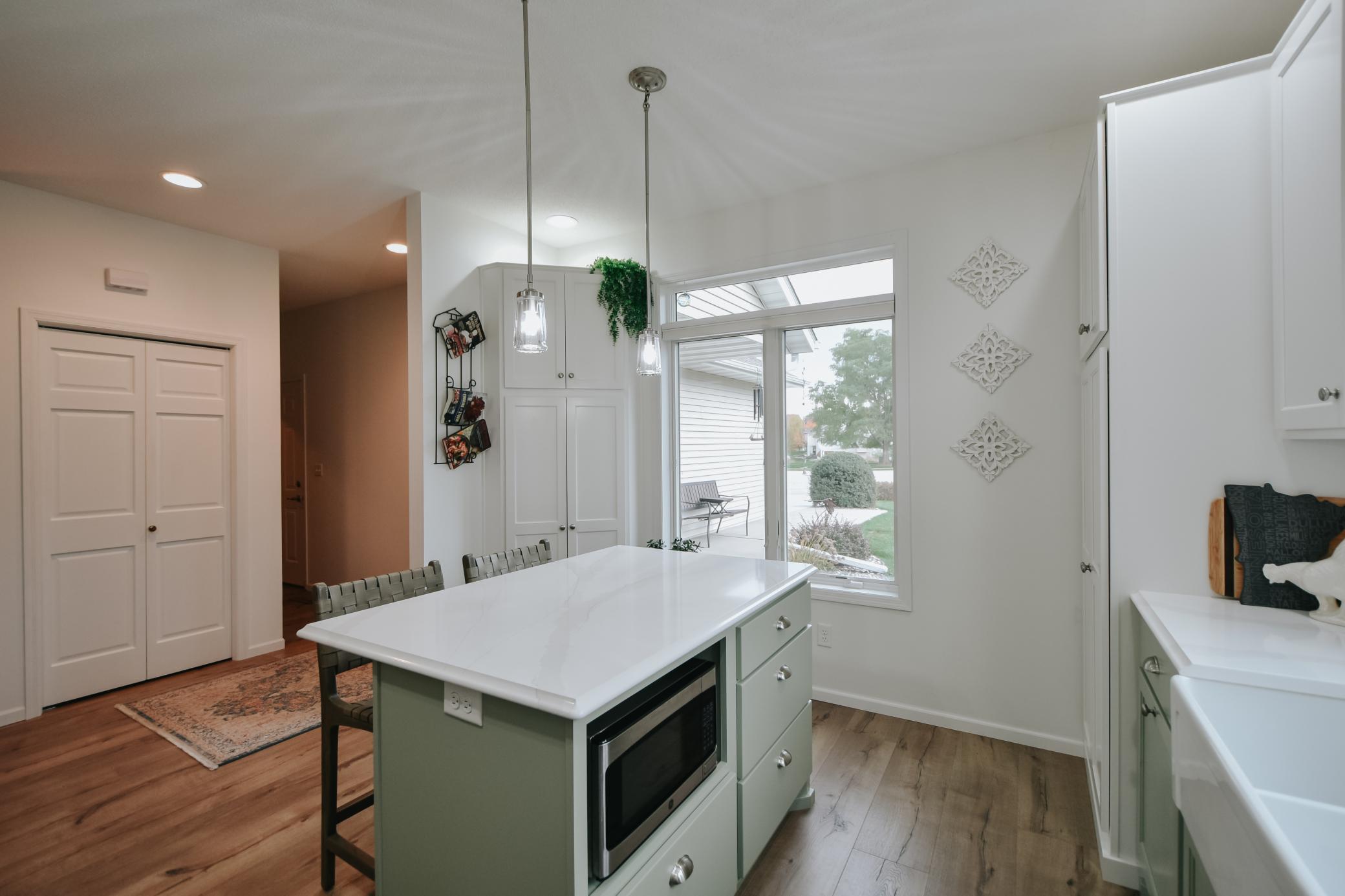 2840 Pine Ridge Boulevard Property Photo 7
