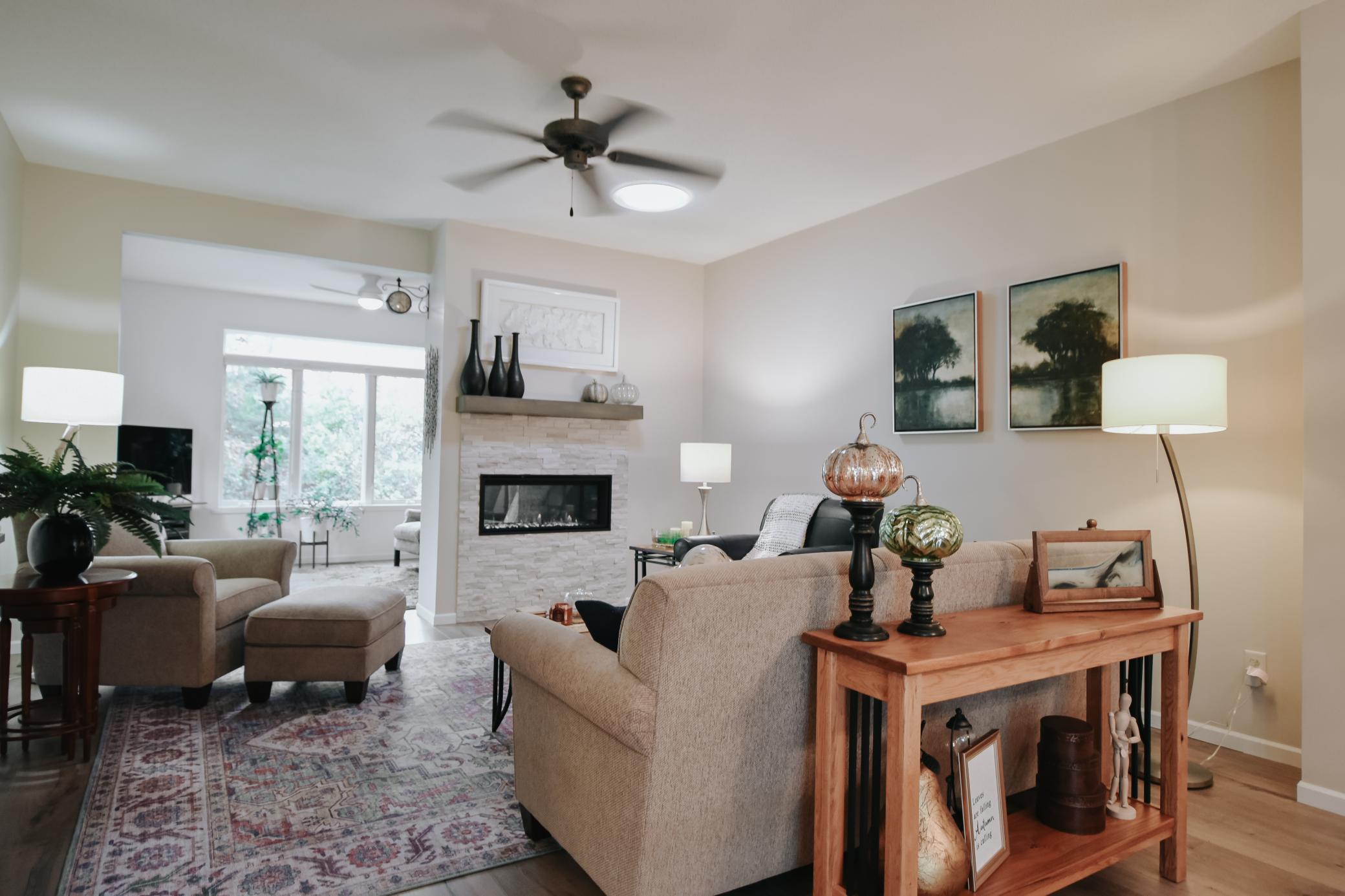 2840 Pine Ridge Boulevard Property Photo 8