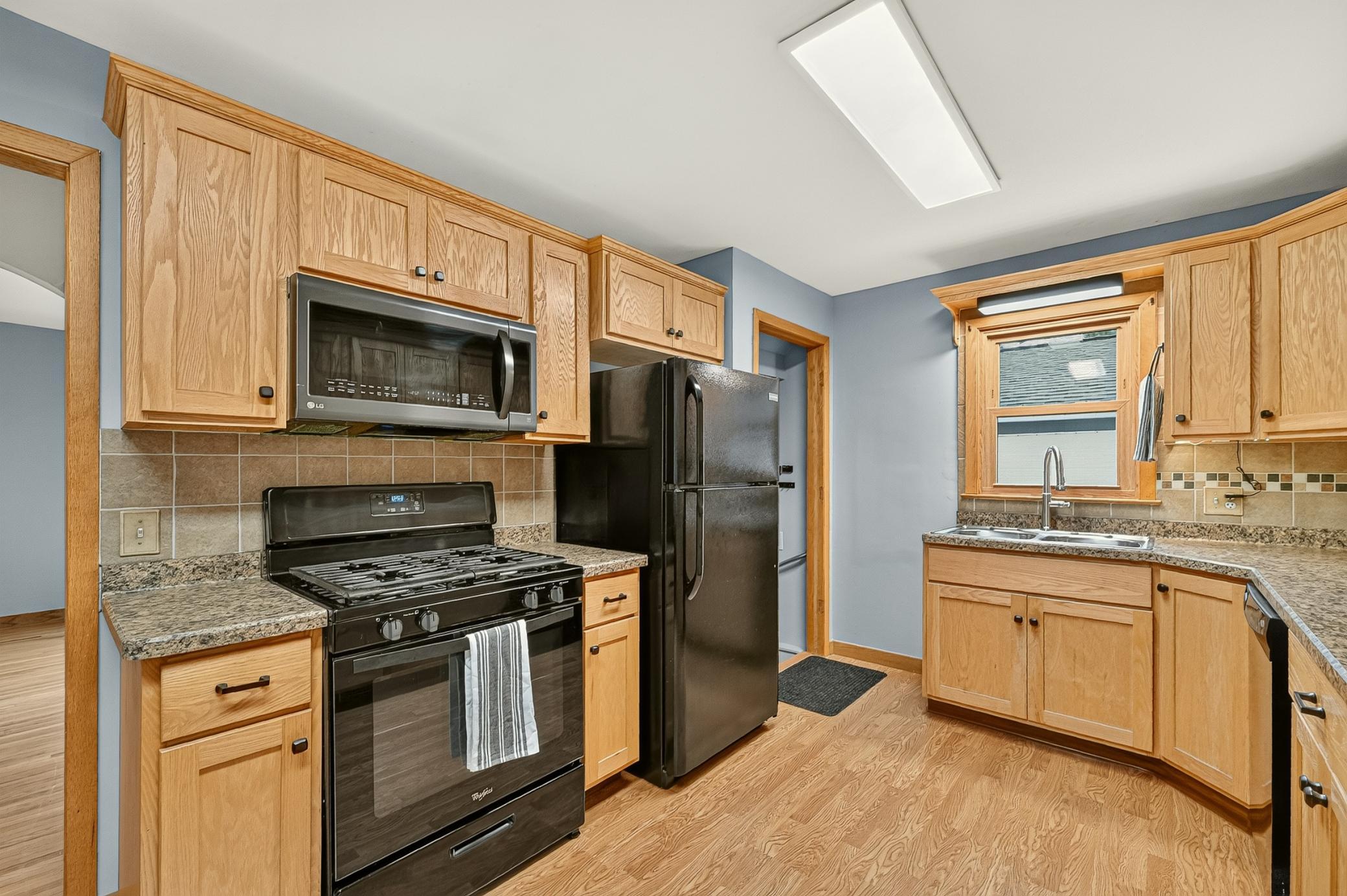 312 21st Street Sw Property Photo 15