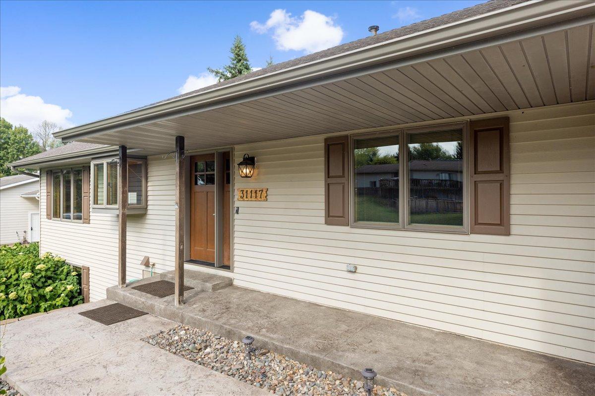 31117 Peninsula Avenue Property Photo 2