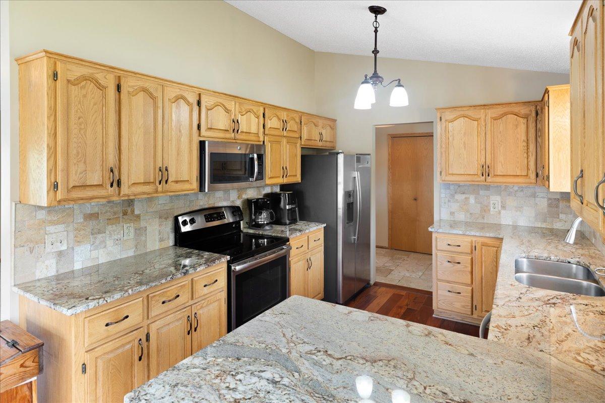31117 Peninsula Avenue Property Photo 13
