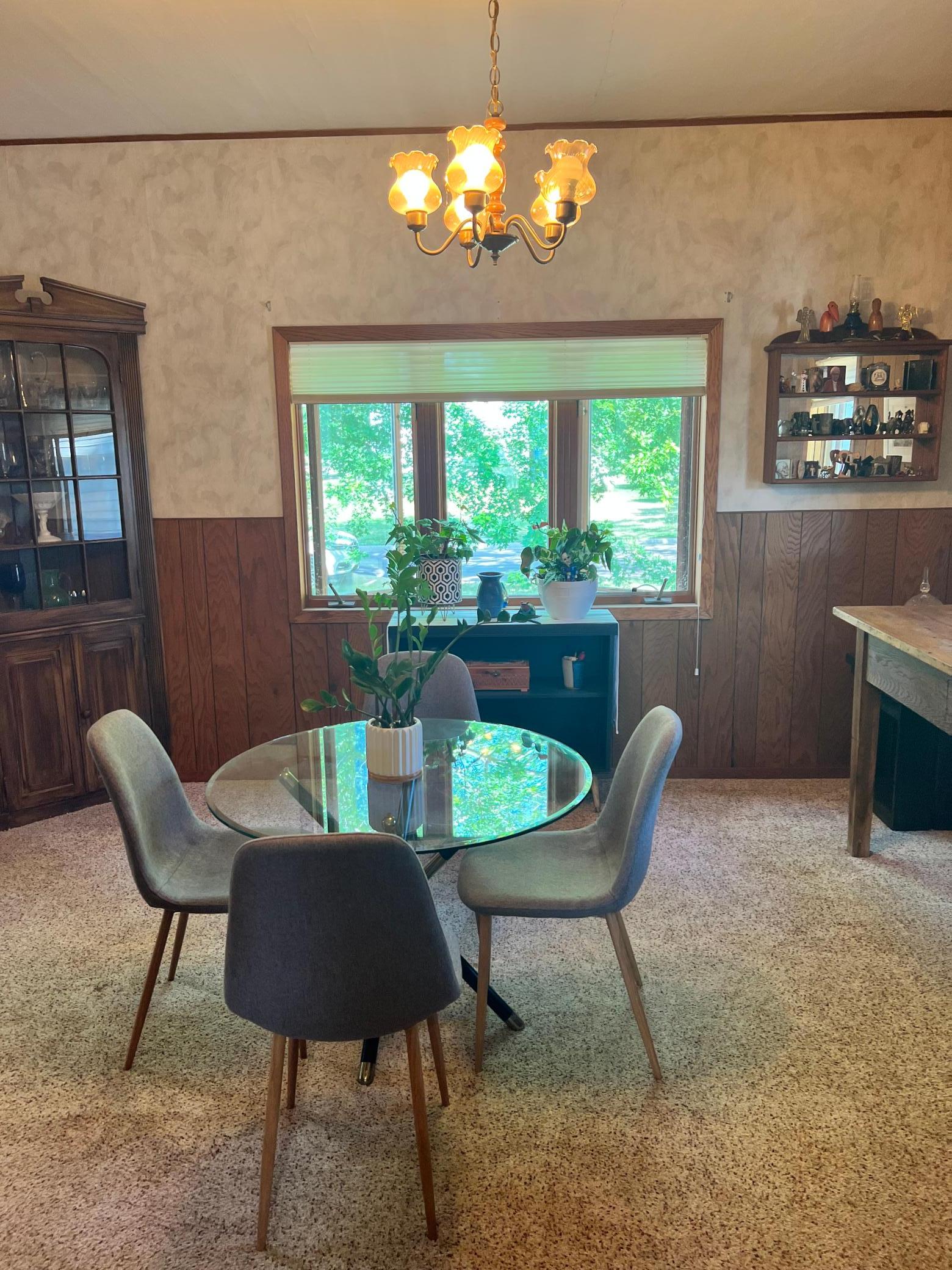 304 E 4th Street Property Photo 10