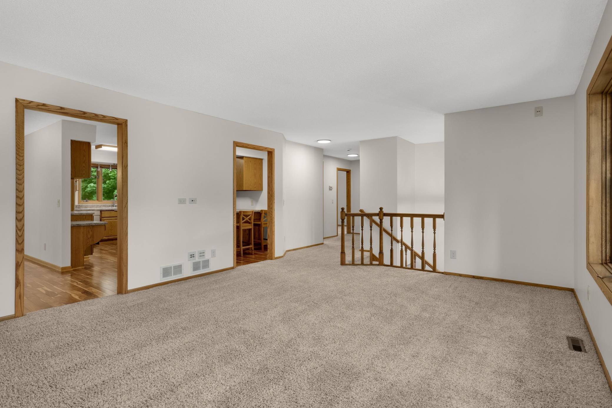 2064 Pin Oak Drive Property Photo 7